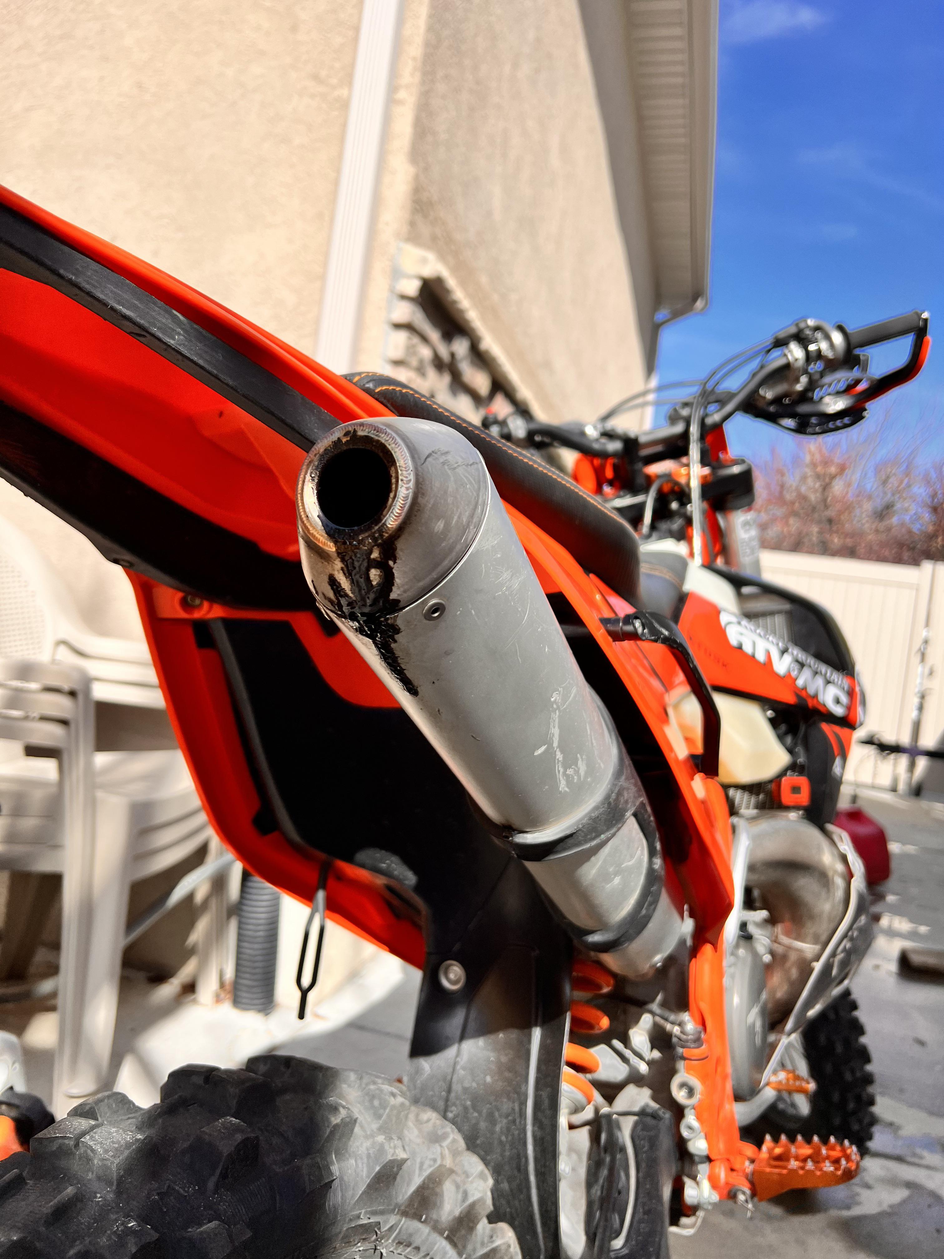 Just bought Ktm 300 TPI and it is leaking oil out exhaust, is this