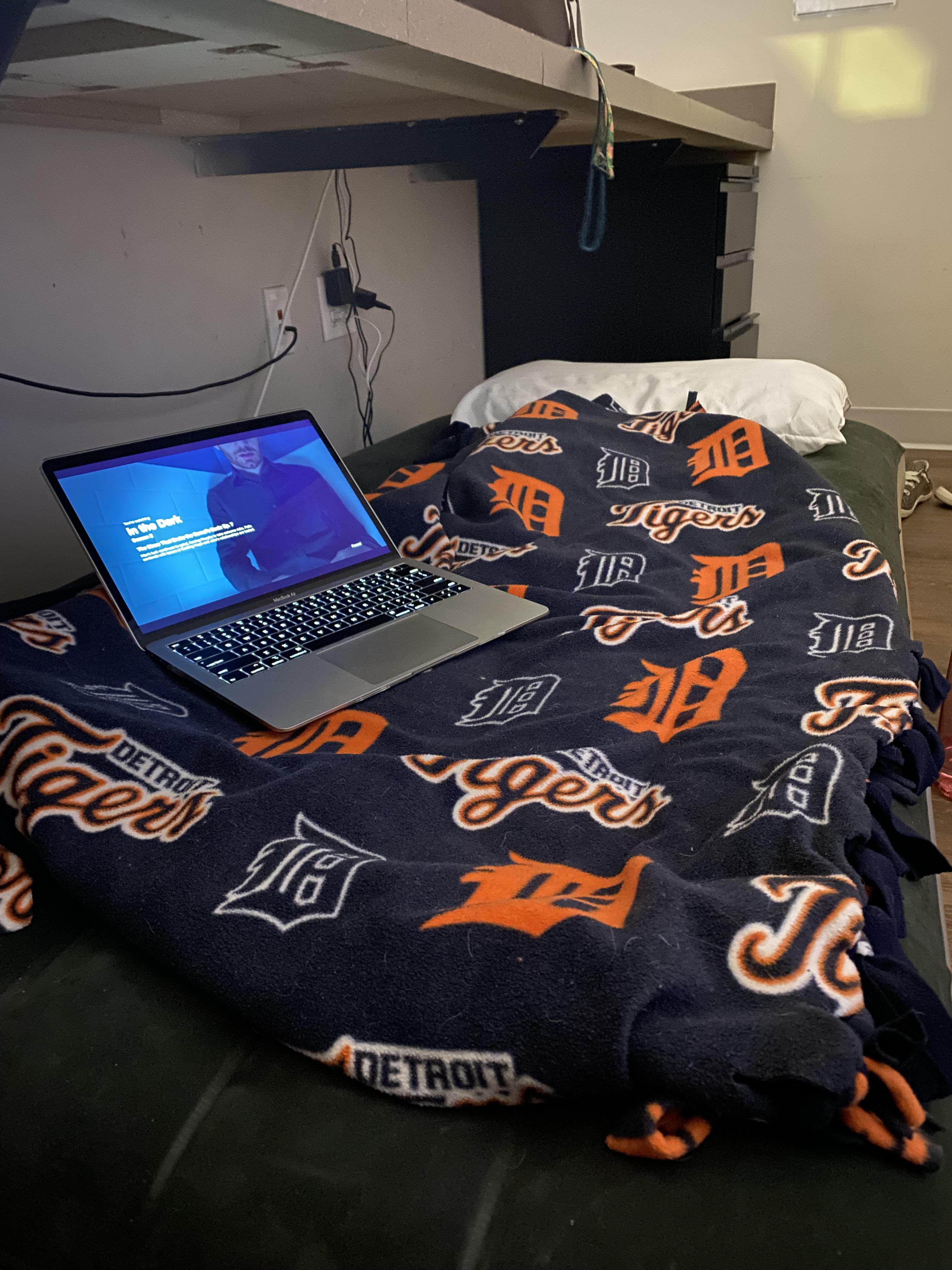 You guys ever just Costanza it? Mattress slips under my desk