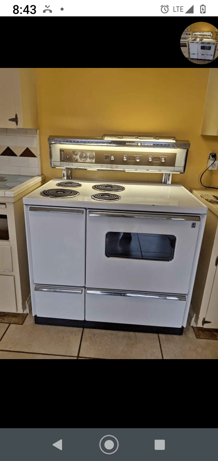 I just got this tonight, this is the original listing photo. I was