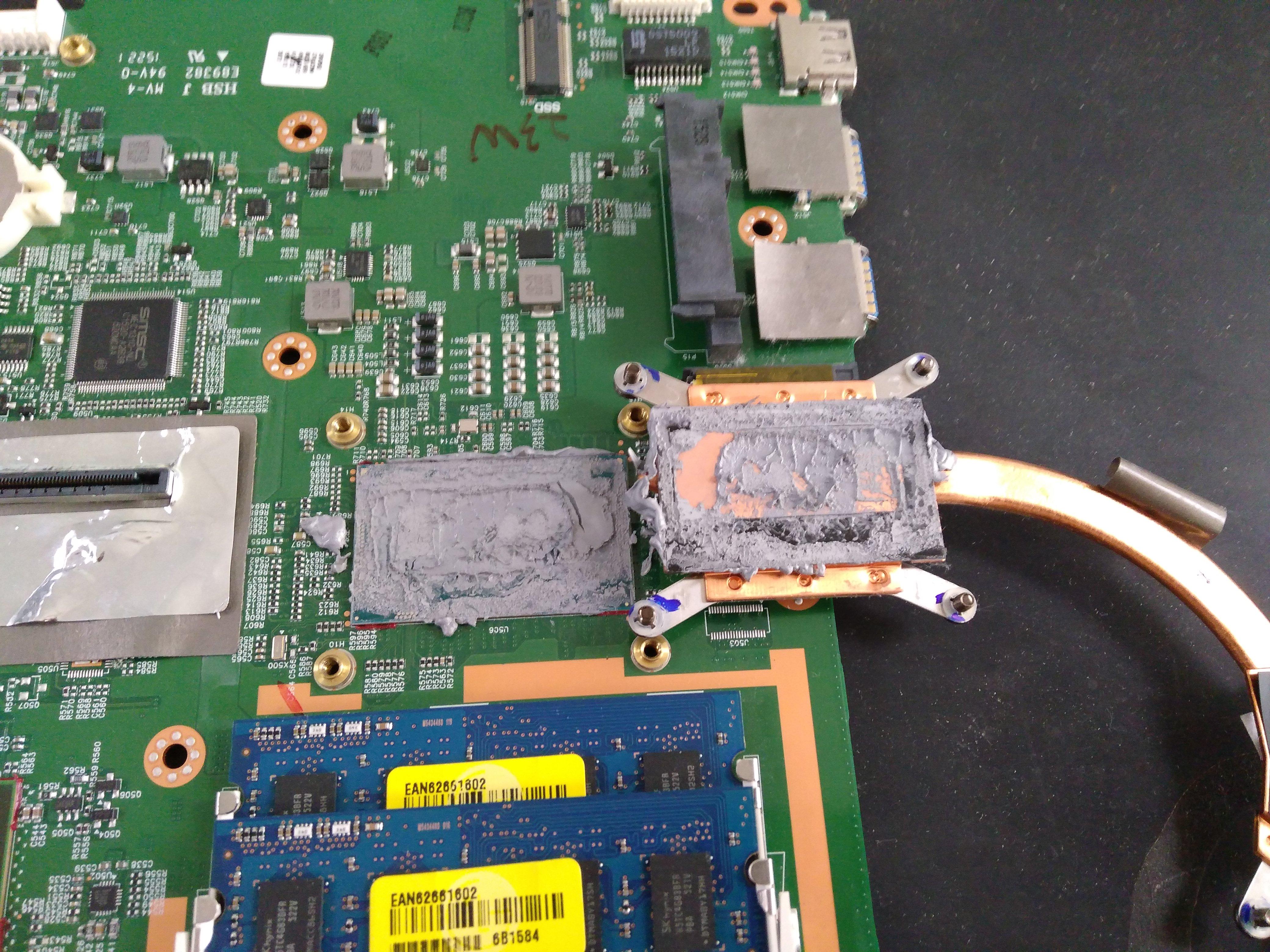 When they apply the thermal paste with a spatula r/techsupportgore