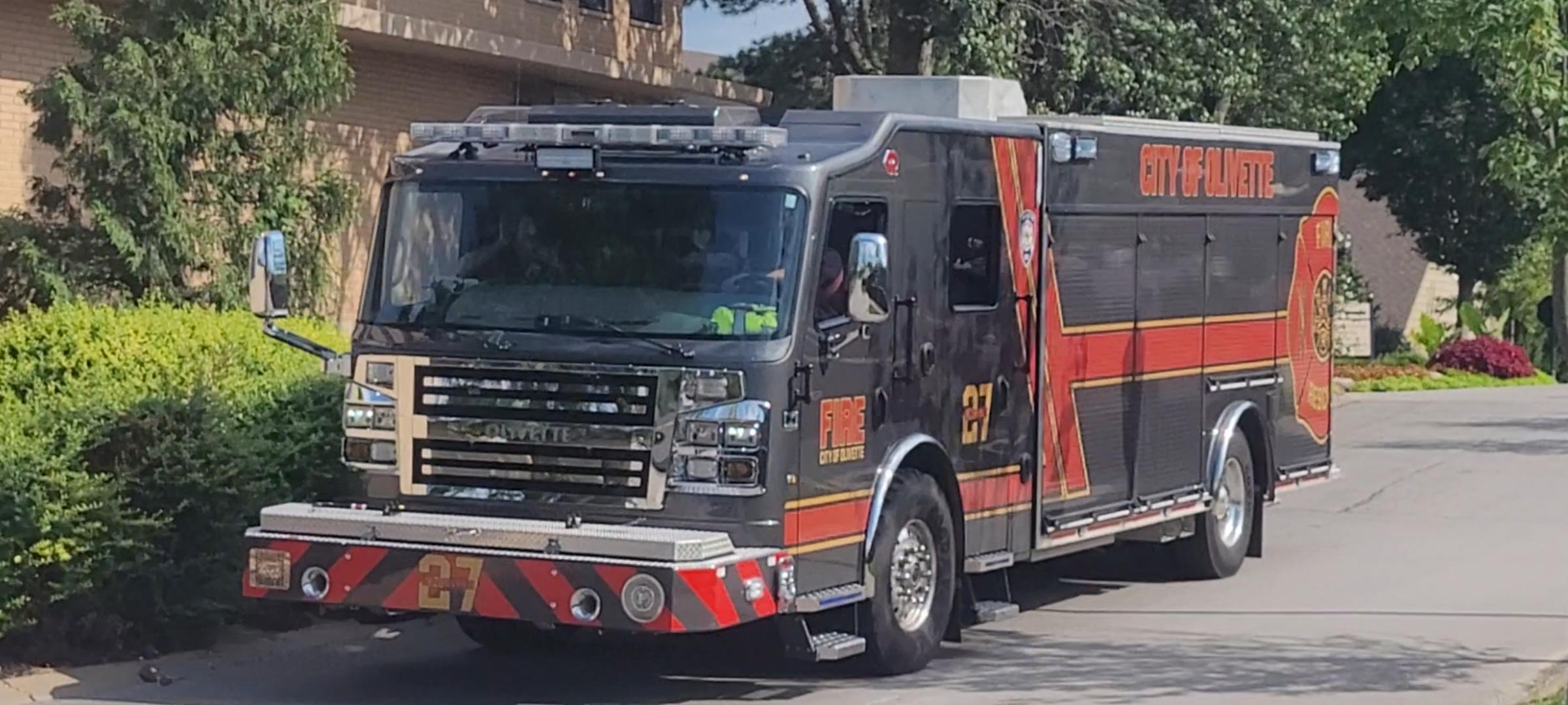 Olivette,Missouri fire department Engine 2717 r/FireTrucks