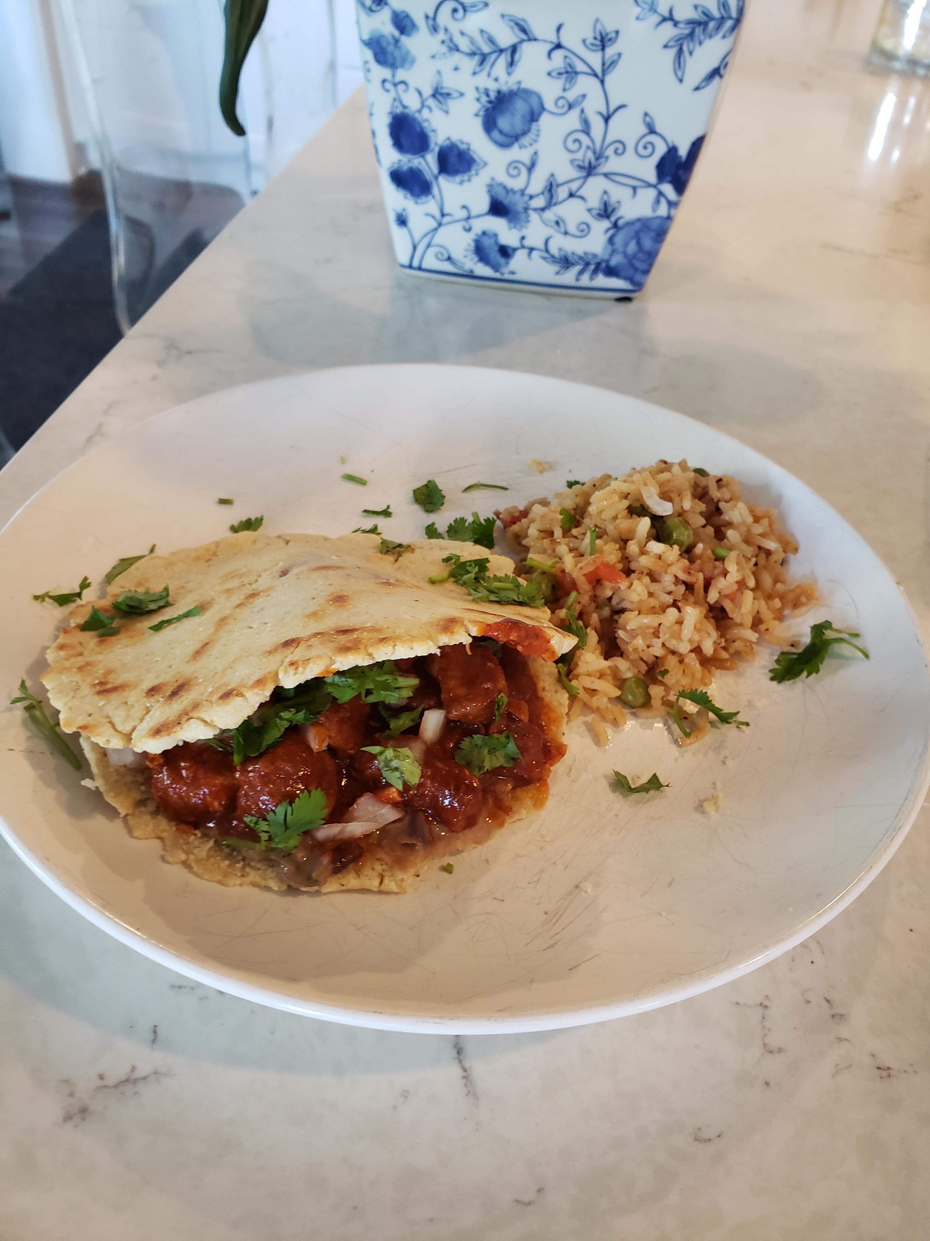 [Homemade] gorditas de chile colorado r/food