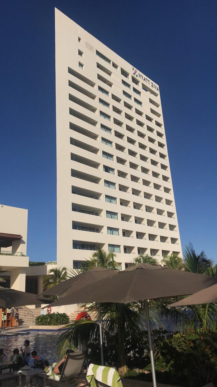 This hotel looks like it’s 2D. r/mildlyinteresting