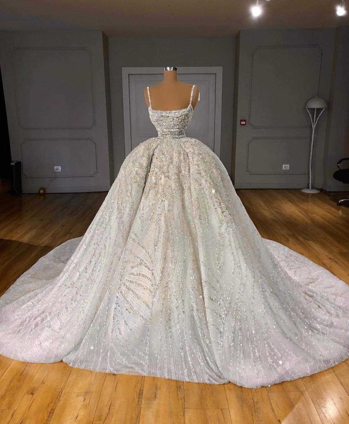 valdrin sahiti r/Dresses