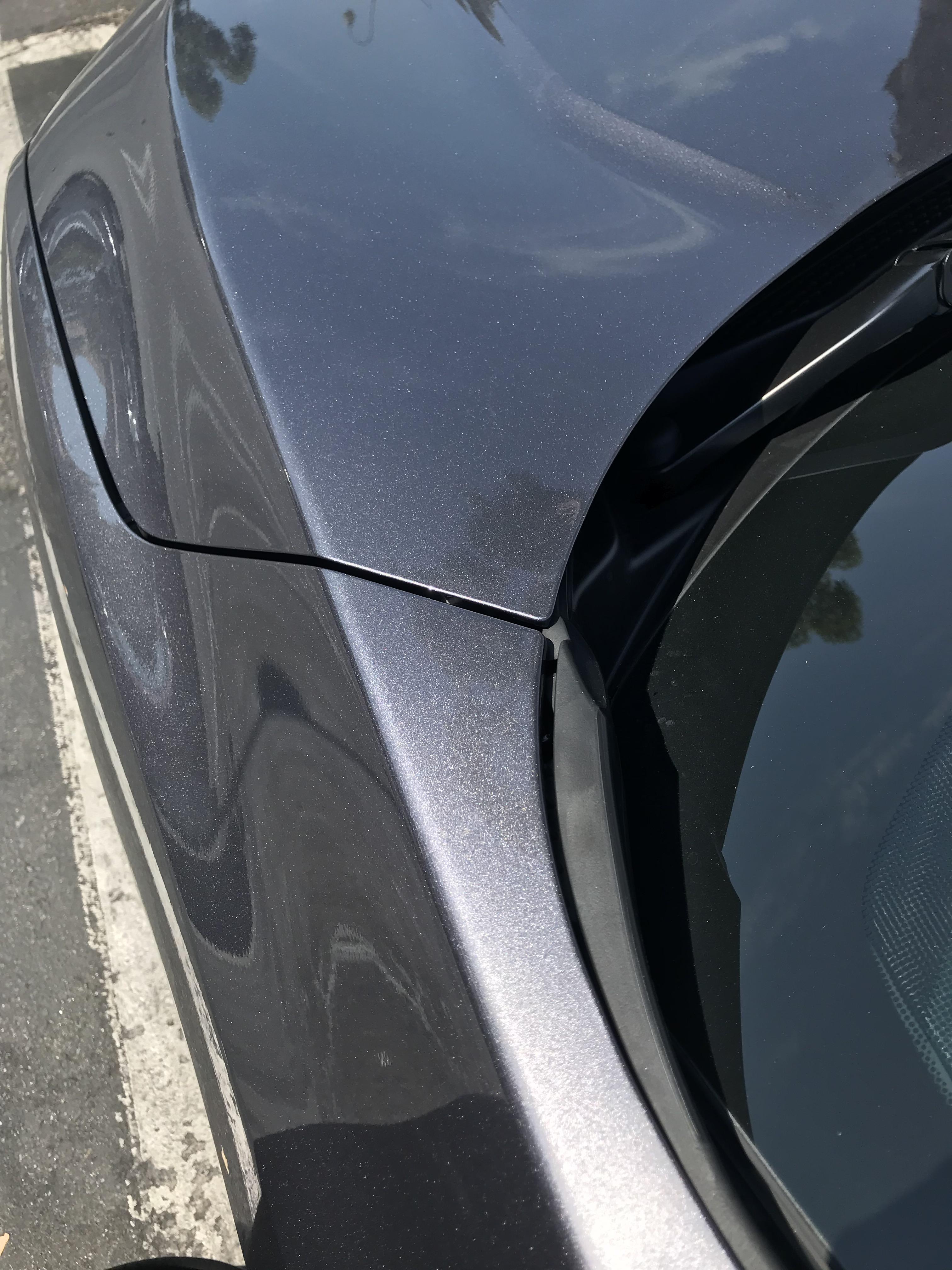 Is this little gap with the rubber normal on a 2019 model? Driver’s