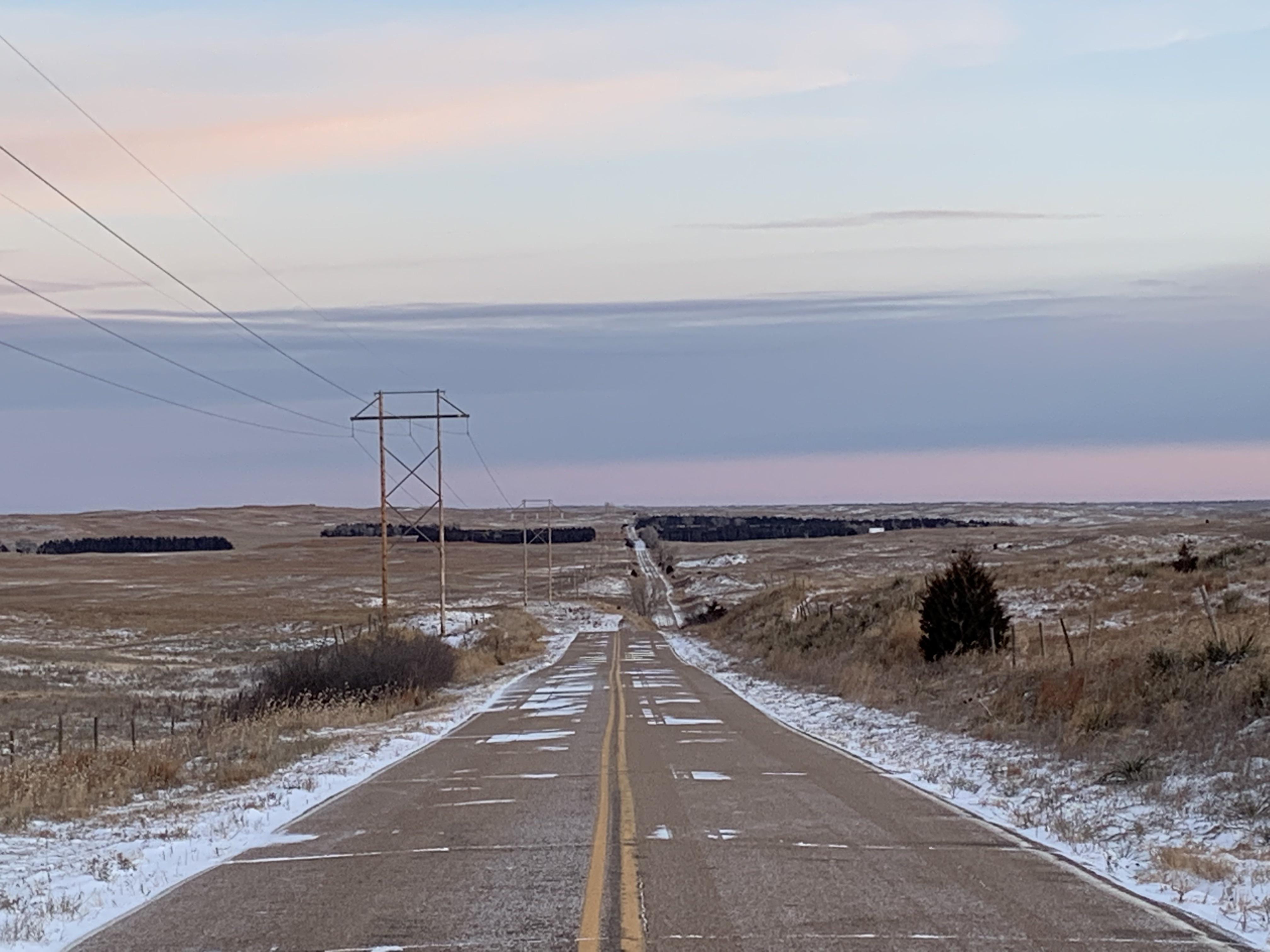 A Long Road North of Mullen, NE r/naturephotography