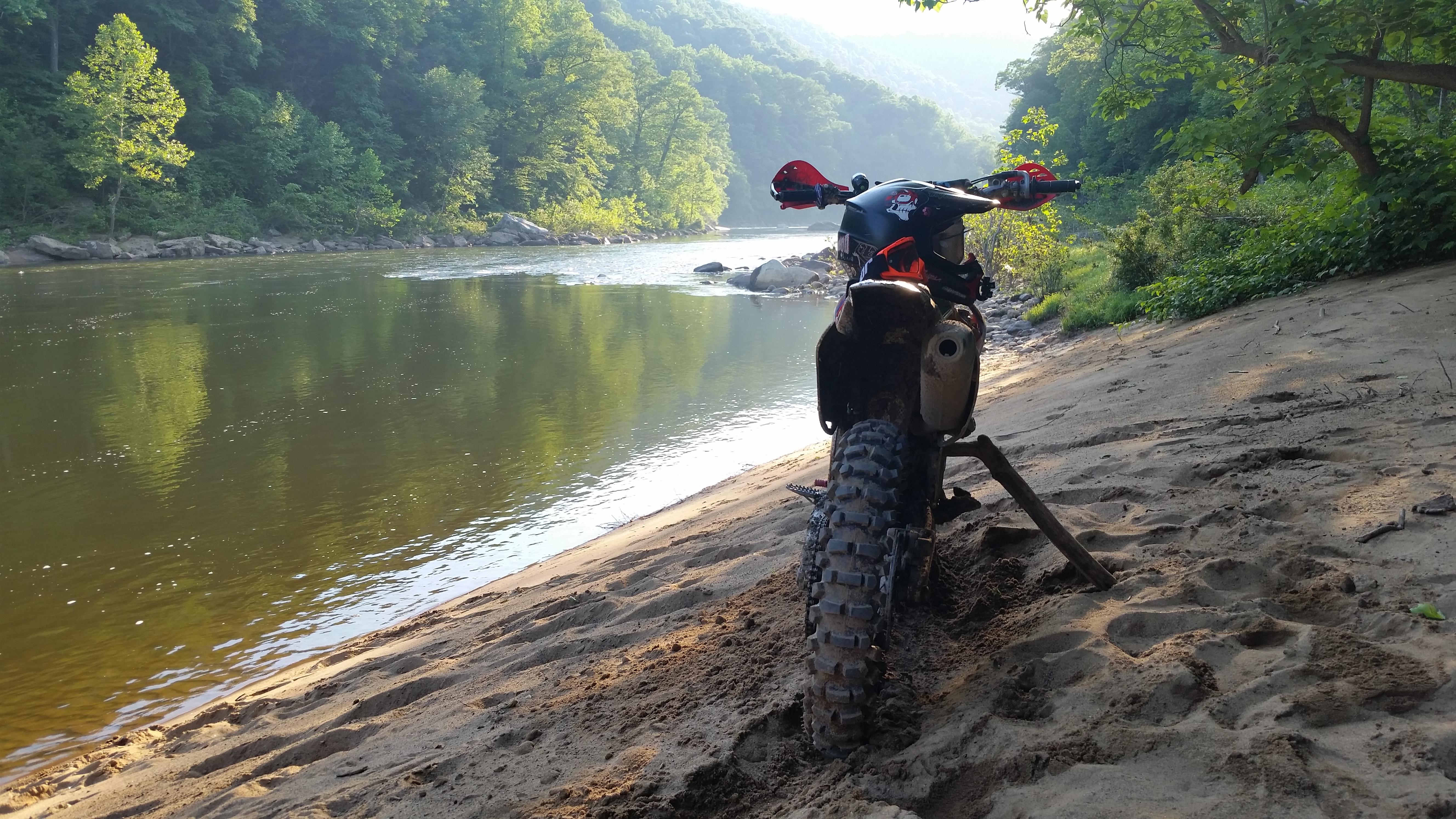 Exploring around Bluehole in Preston County. r/WestVirginia
