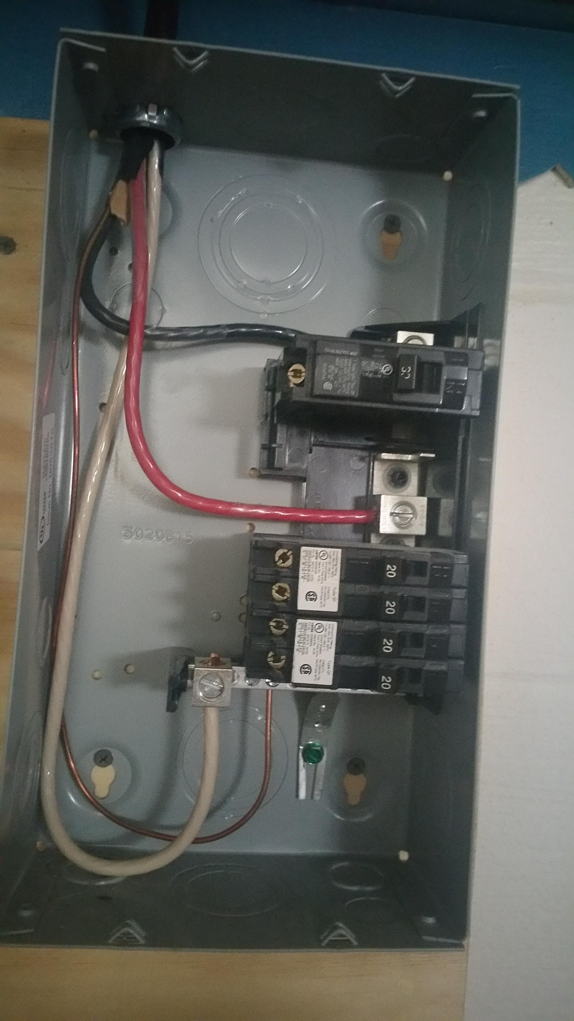 Did contractor install subpanel correctly? No ground bar. r/electrical
