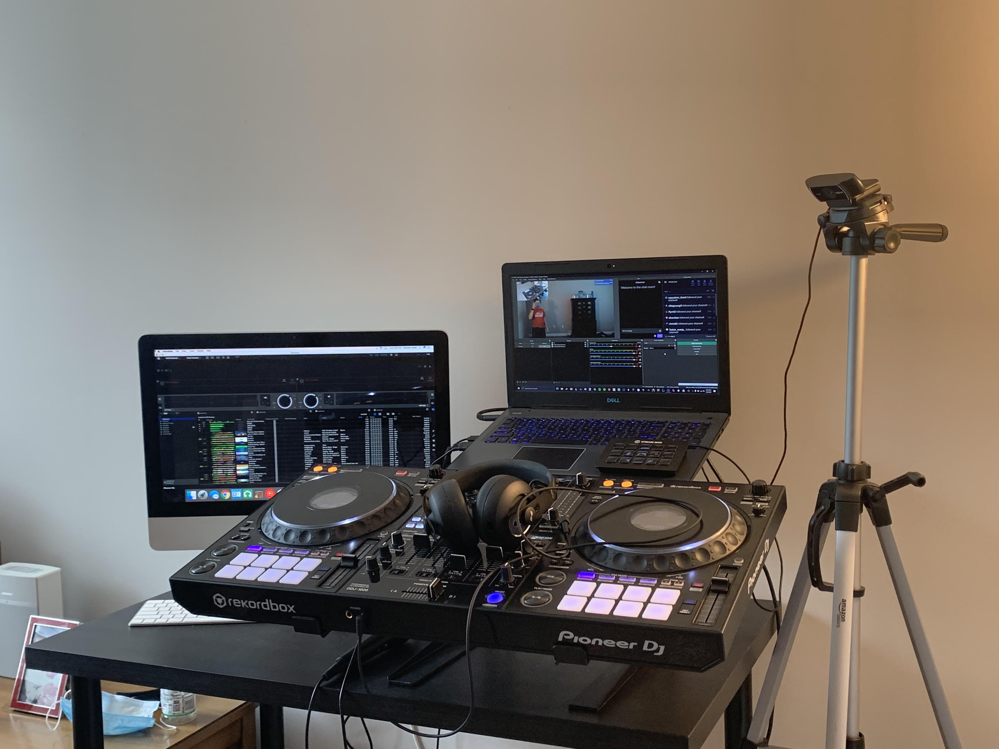 So because I stream my dj sets to twitch I decided to build this