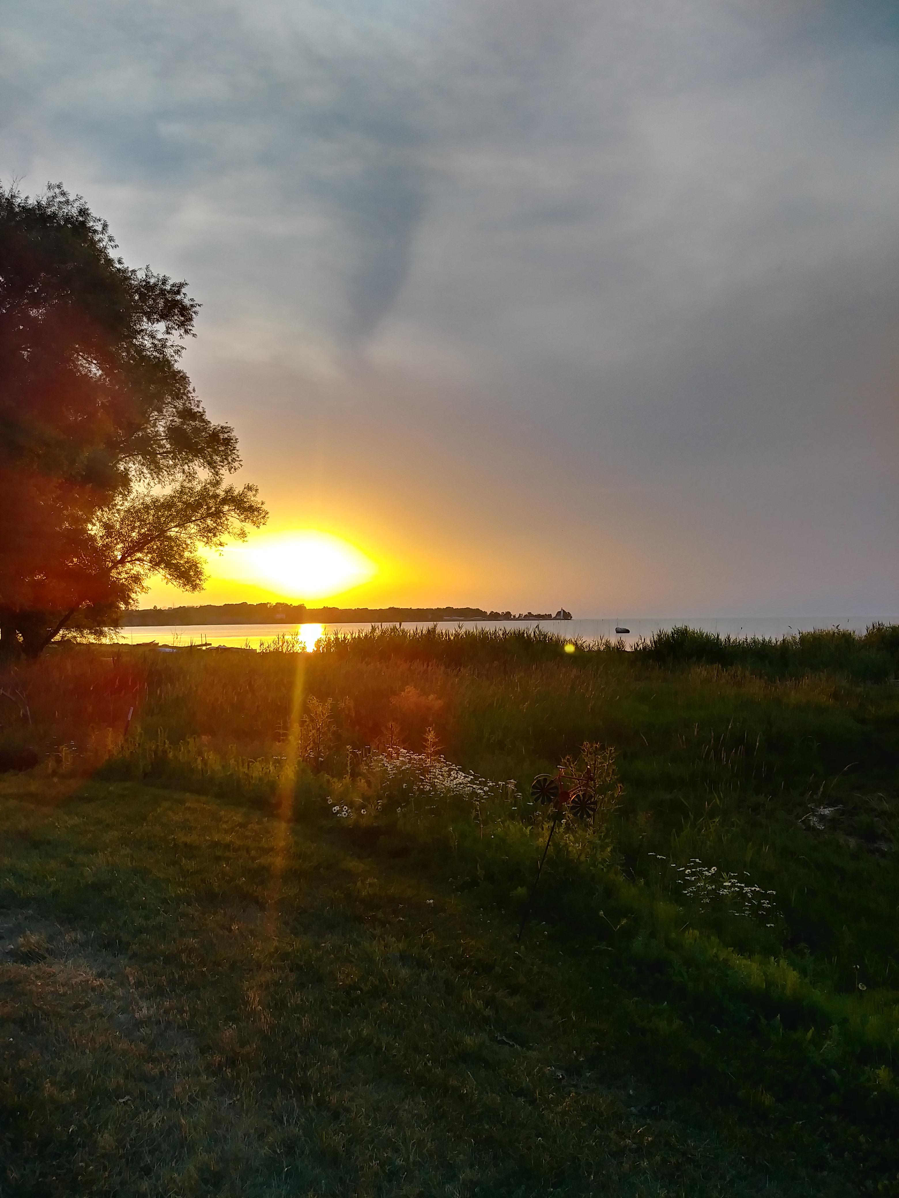 Port Hope is where my soul is at peace r/GreatLakesPics