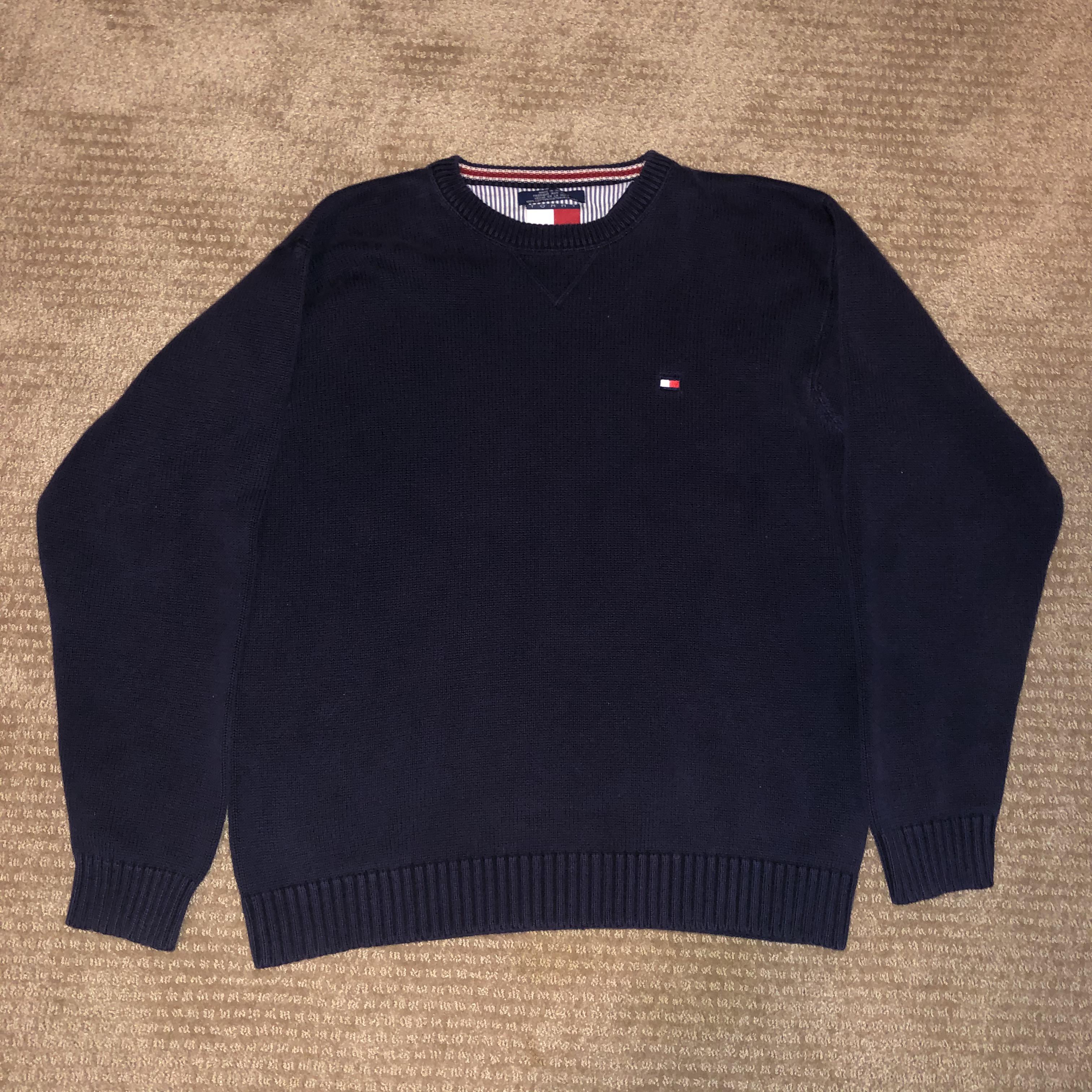 [WTS] Vintage Tommy Hilfiger Knitted Sweater Size Large 40 shipped r