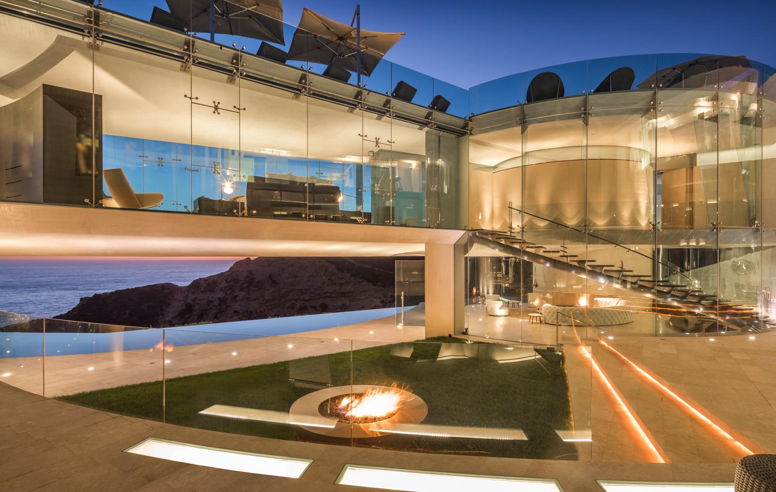 Razor House, La Jolla [1600 x 1015] r/Houseporn