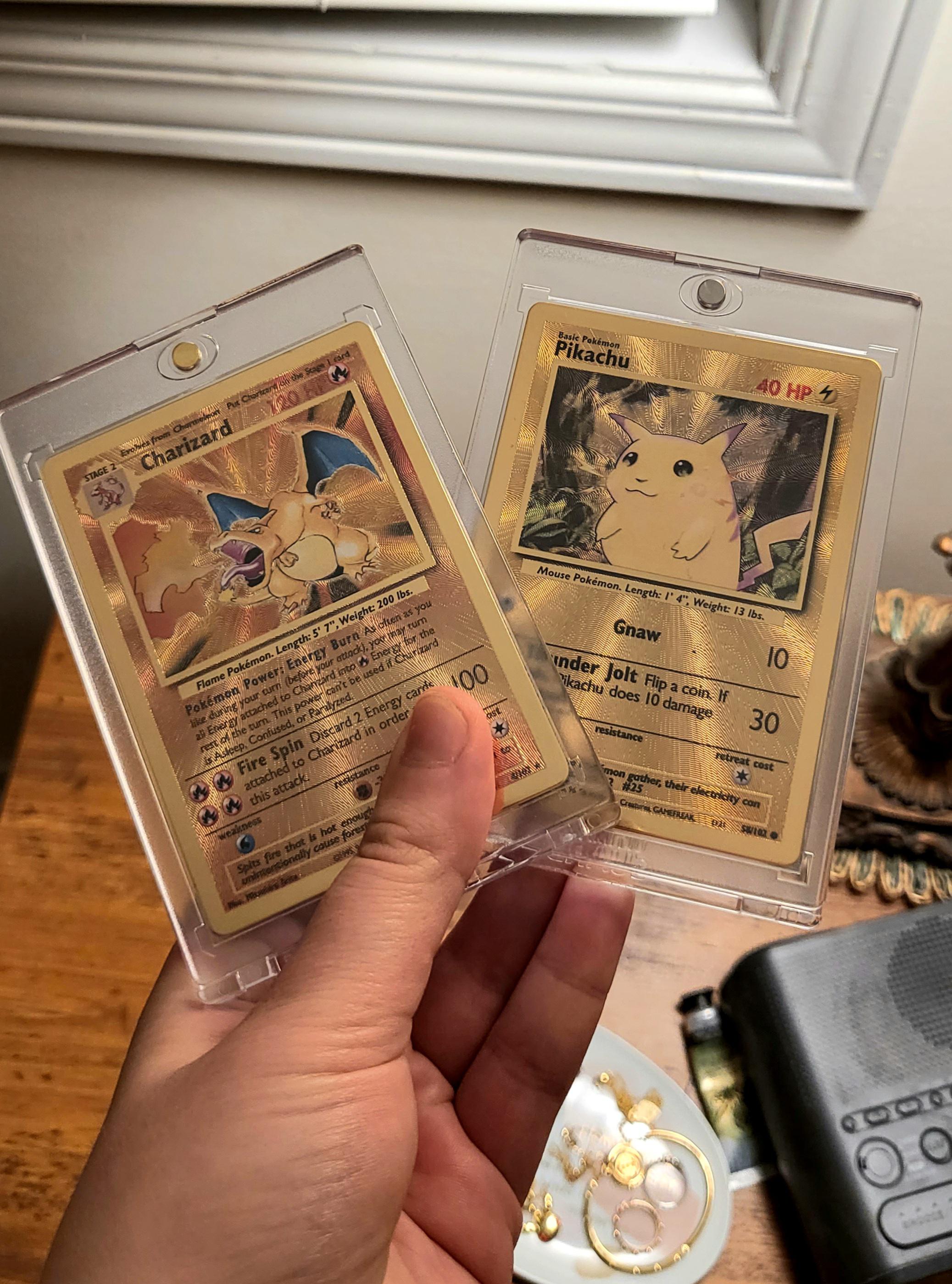 Pokémon 25th Anniversary Celebrations Ultra Premium Collection Metal Coin Receive exclusive