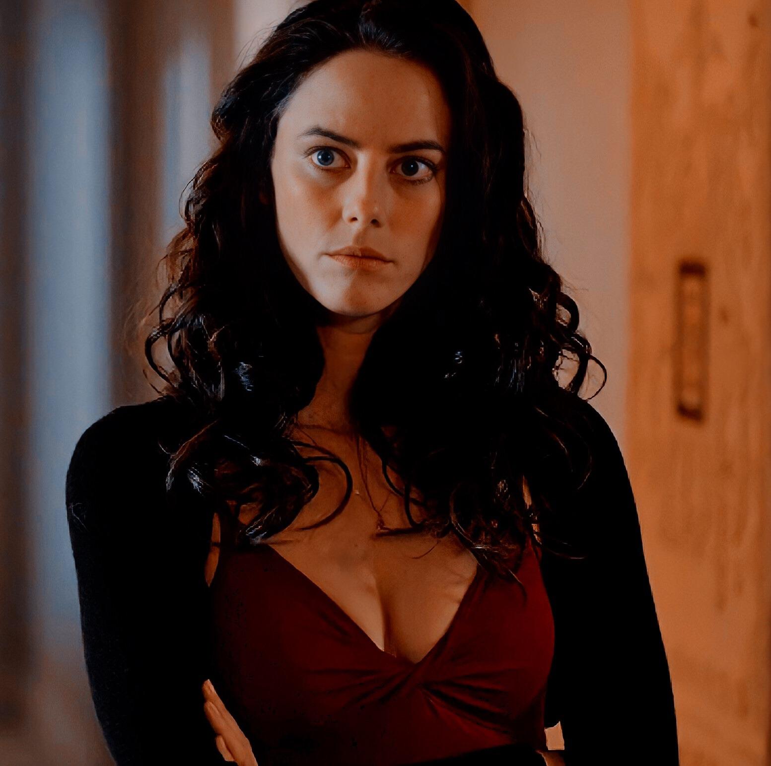Kat Baker : kayascodelario