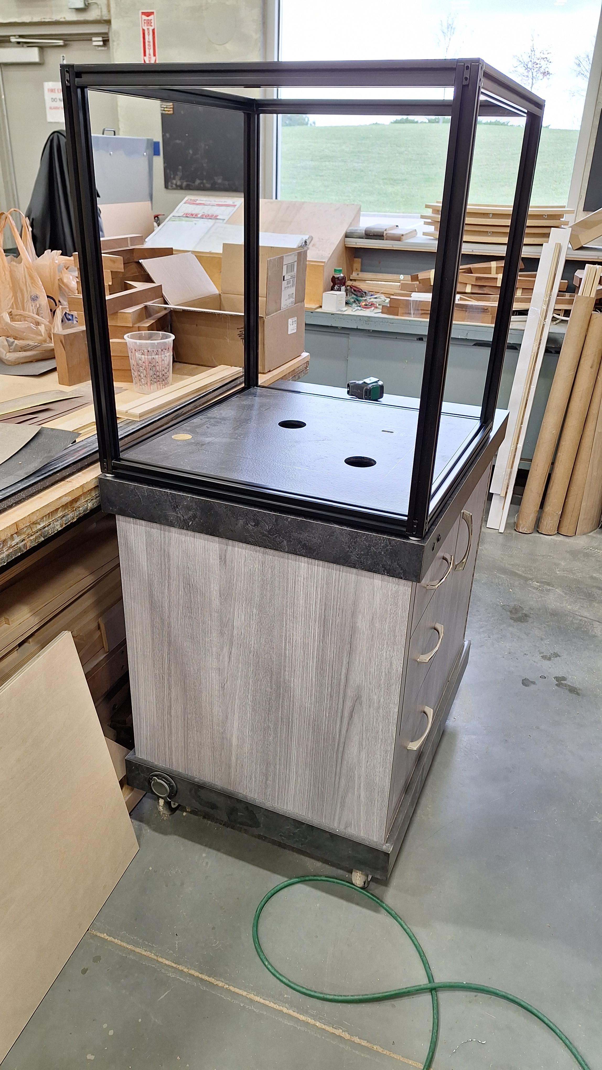 Glass or plexiglass for custom enclosure r/3Dprinting