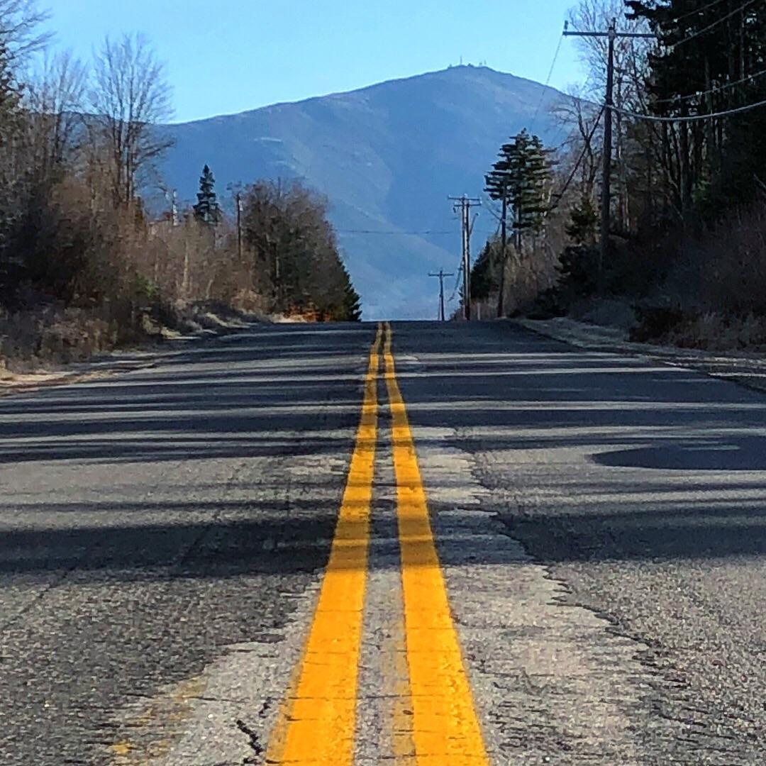 [1920x1080] Leading to the trailhead of Mount Washington, NH r/RoadPorn