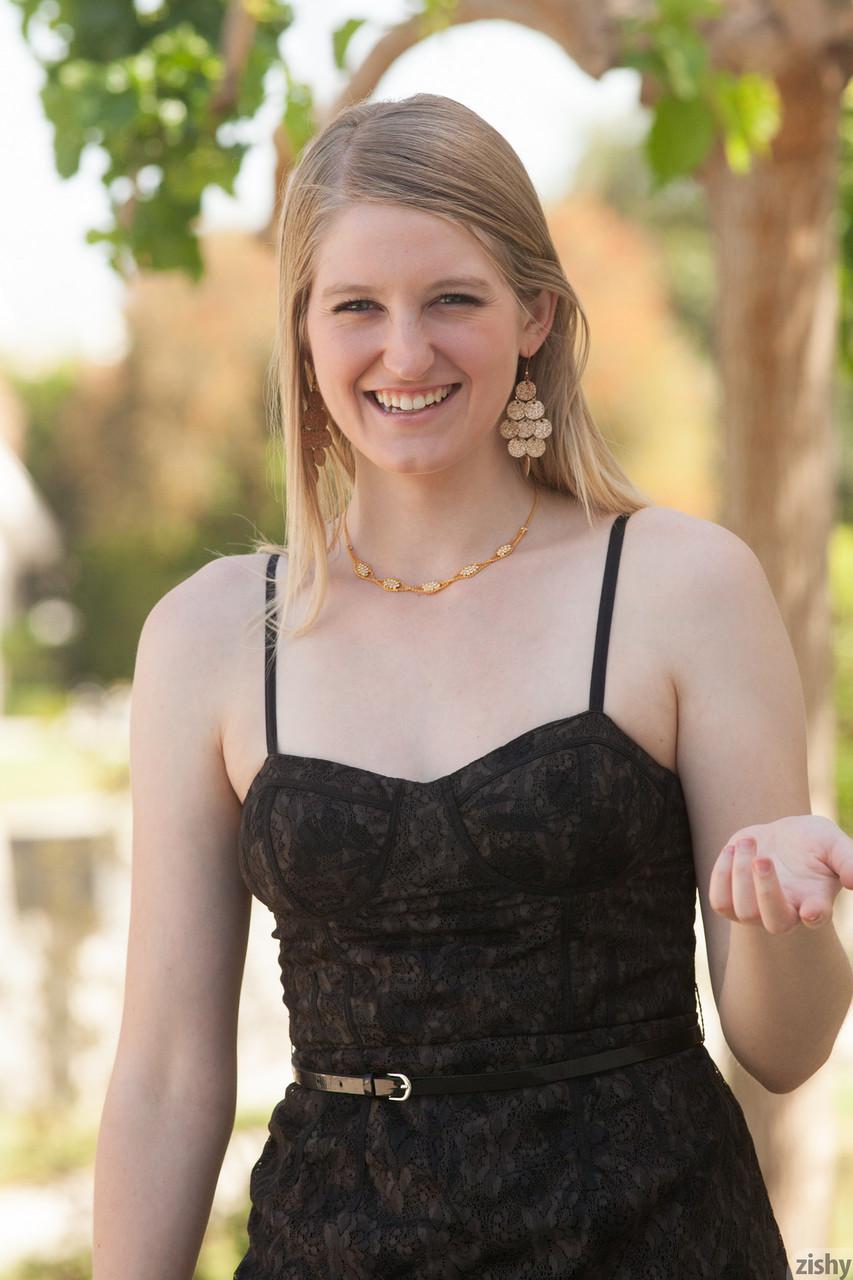 Summer Carter : ModelsGoneMild