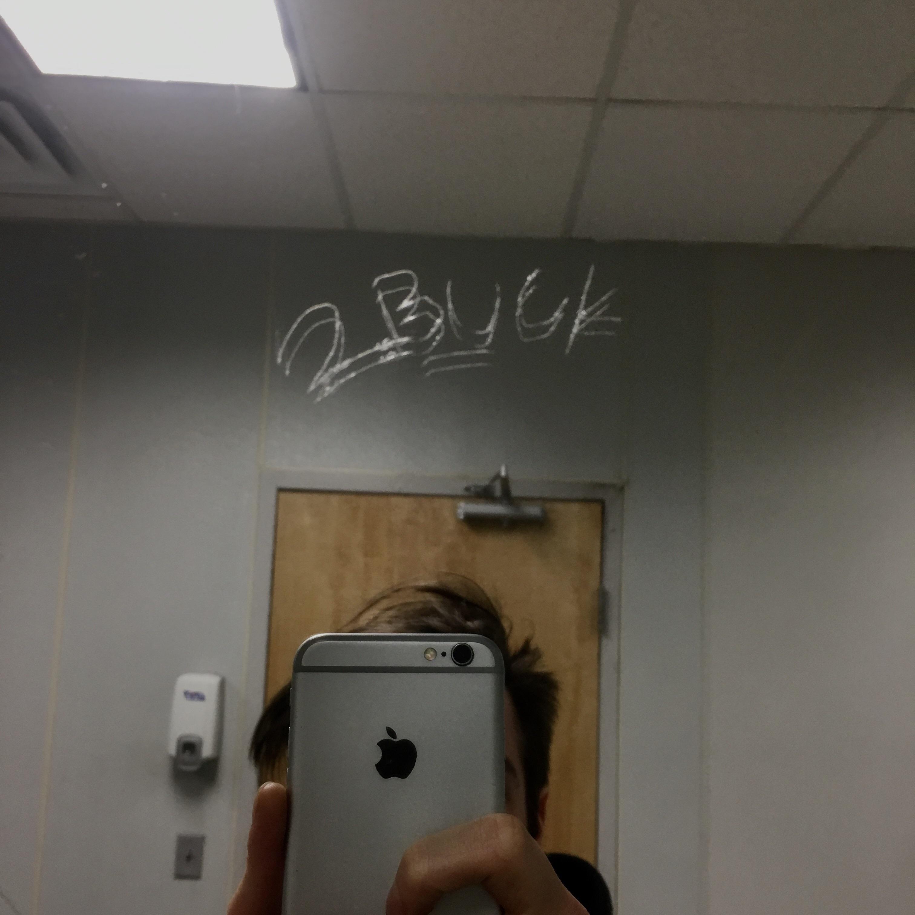 2BUCK Scribe on glass a Gas station outside Hatch, NM r/Bombing