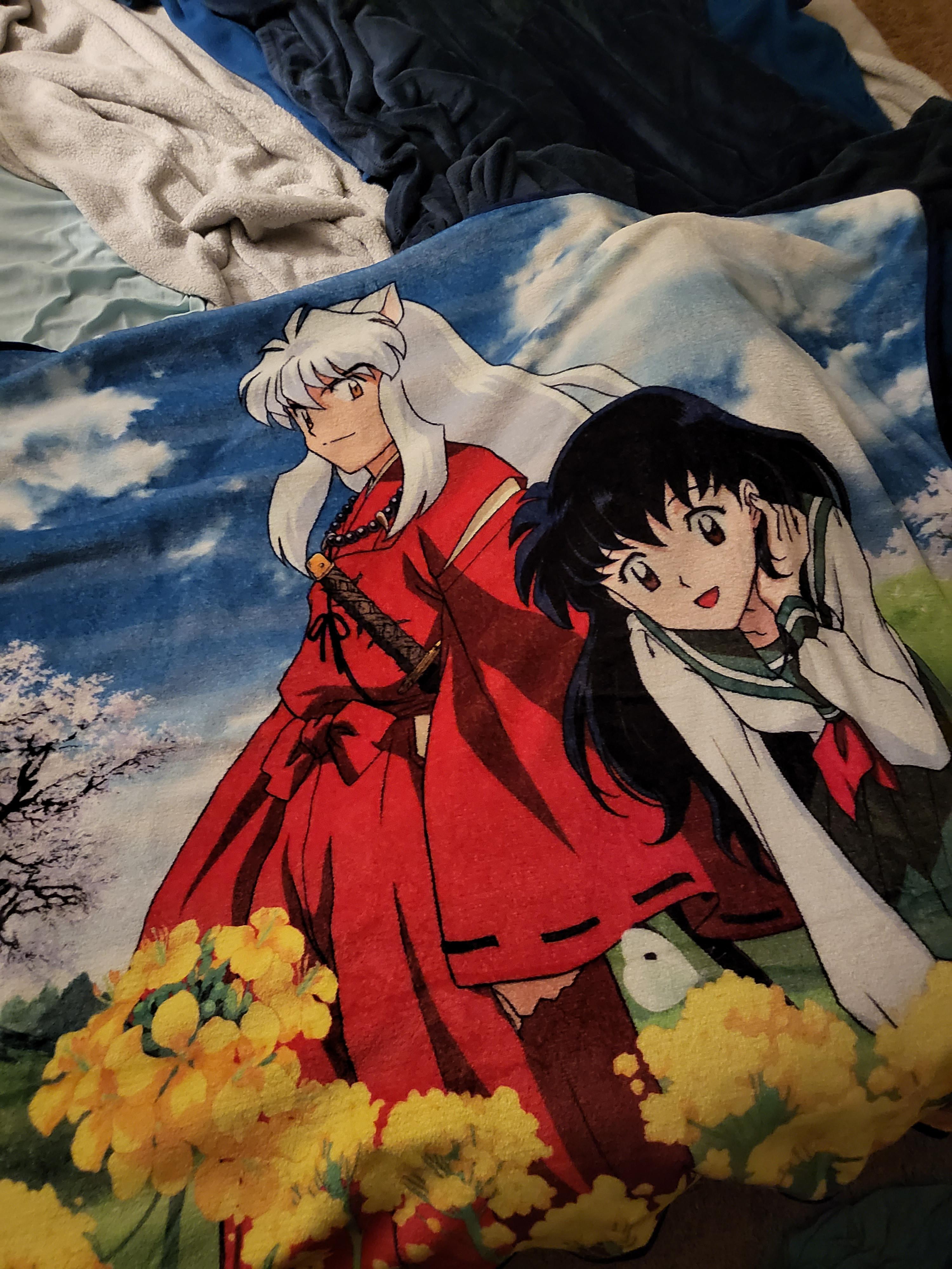I got an Inyusha throw blanket from Lunchbox r/inuyasha