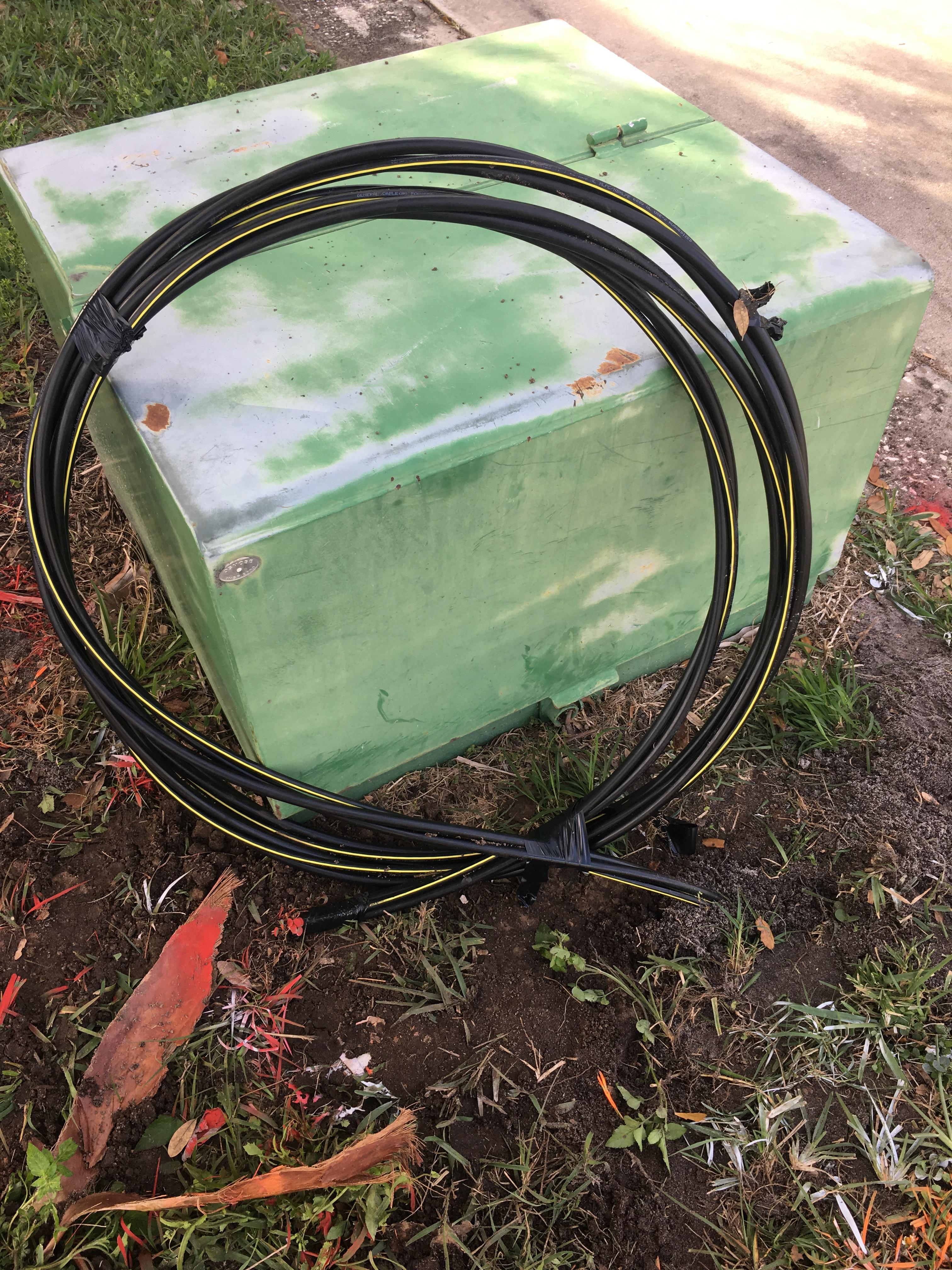 What is this cable used for? r/whatisthisthing