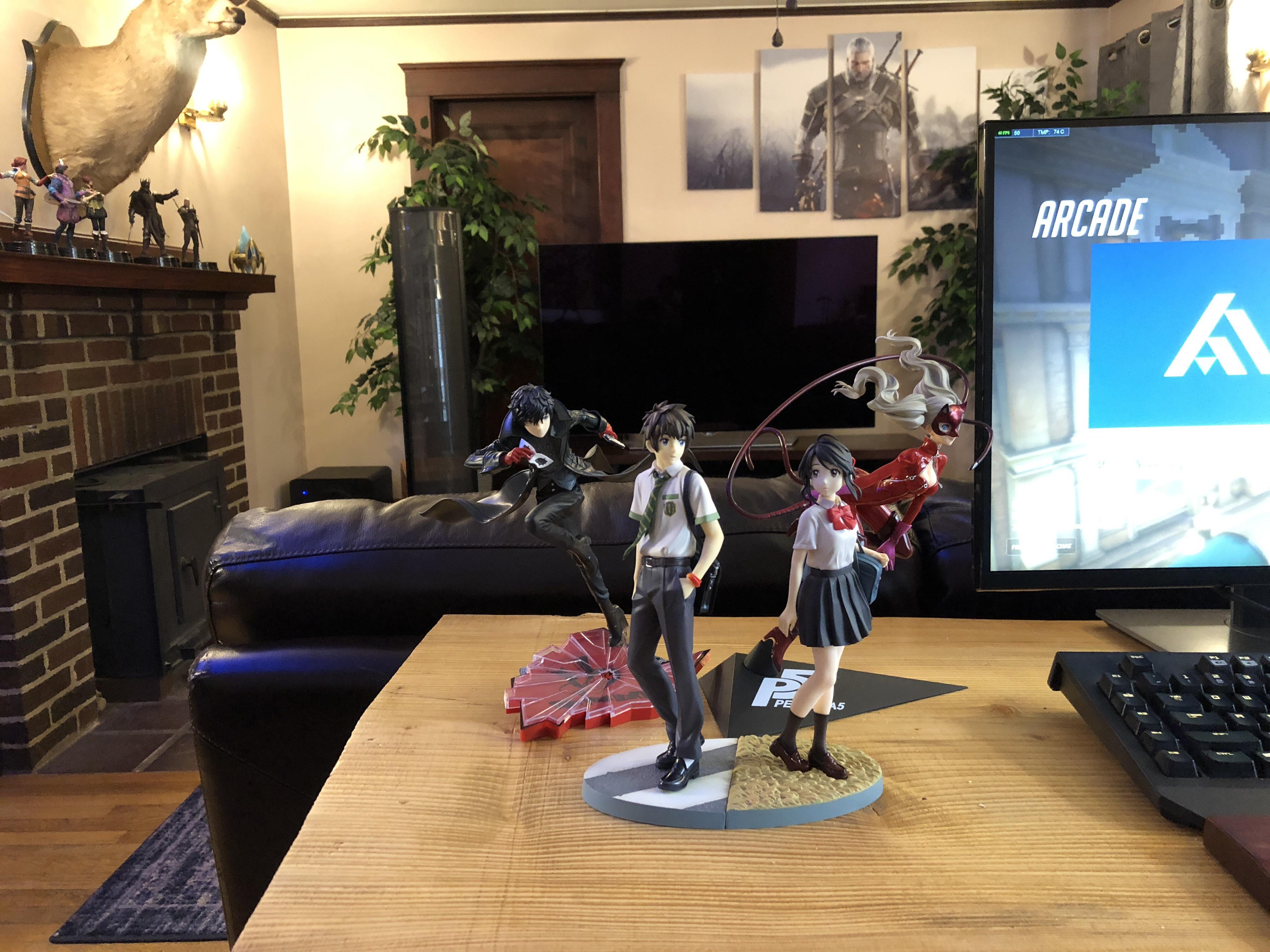 Got my Your Name and Ann statue on the same day. That means it’s a good