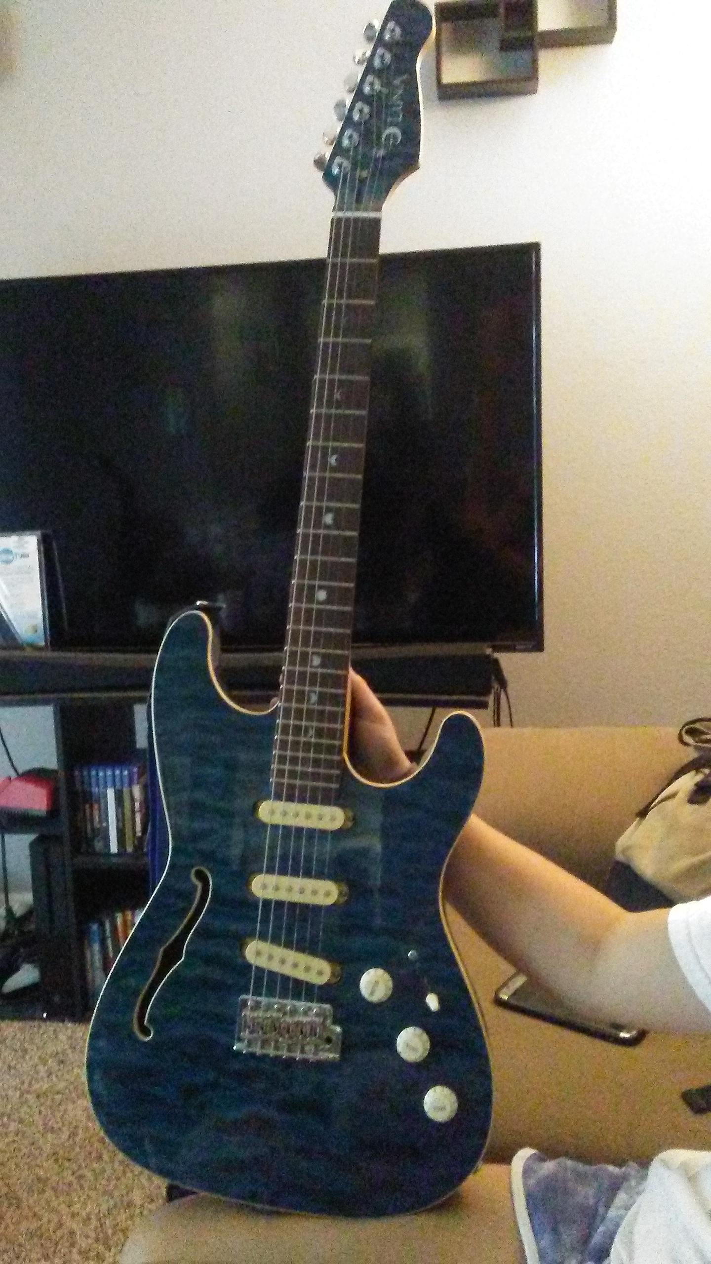 Could I get an appraisal on this Luna guitar? r/guitars