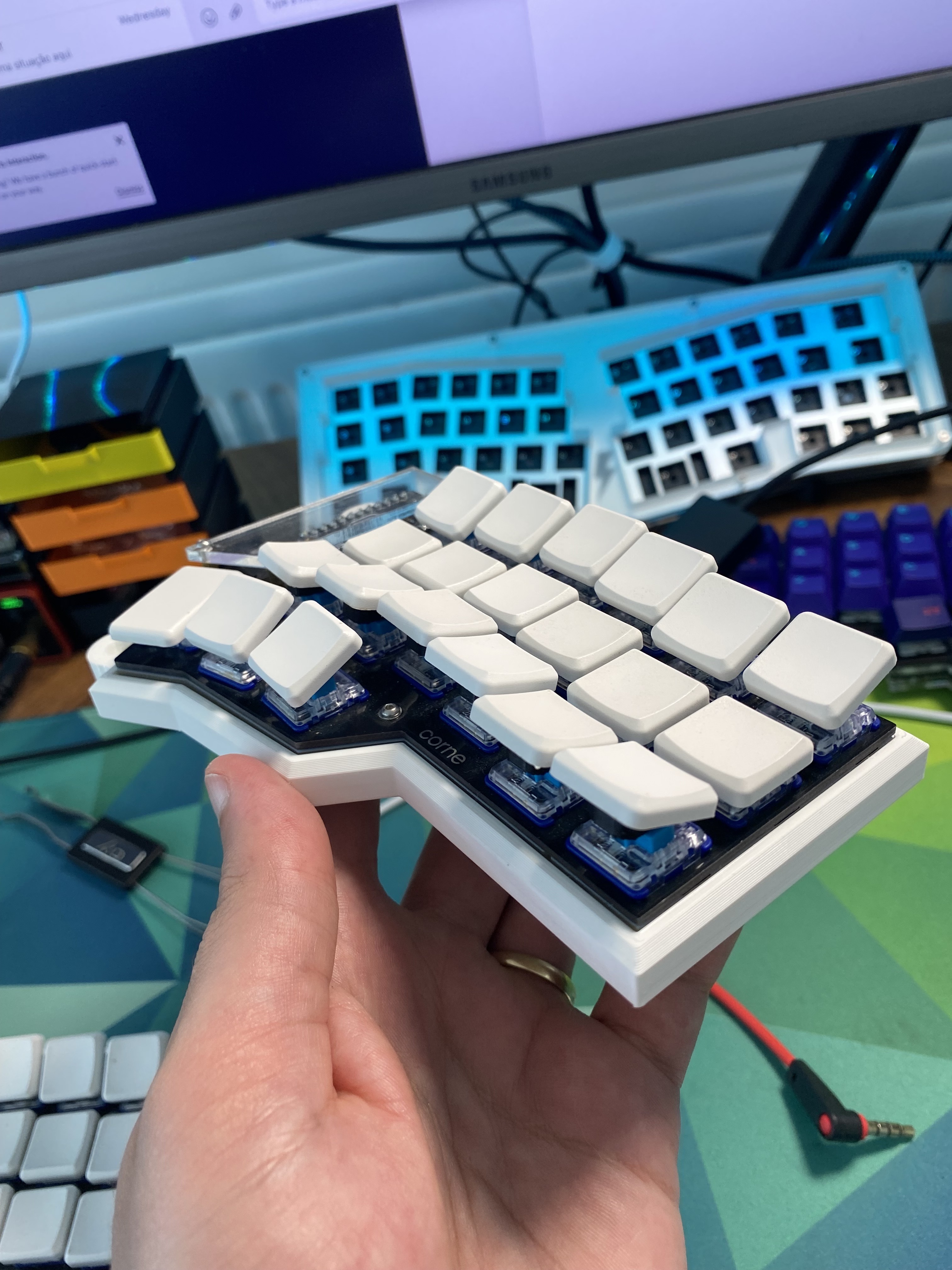 Choc corne with 3D printed keycap tilter r/ErgoMechKeyboards