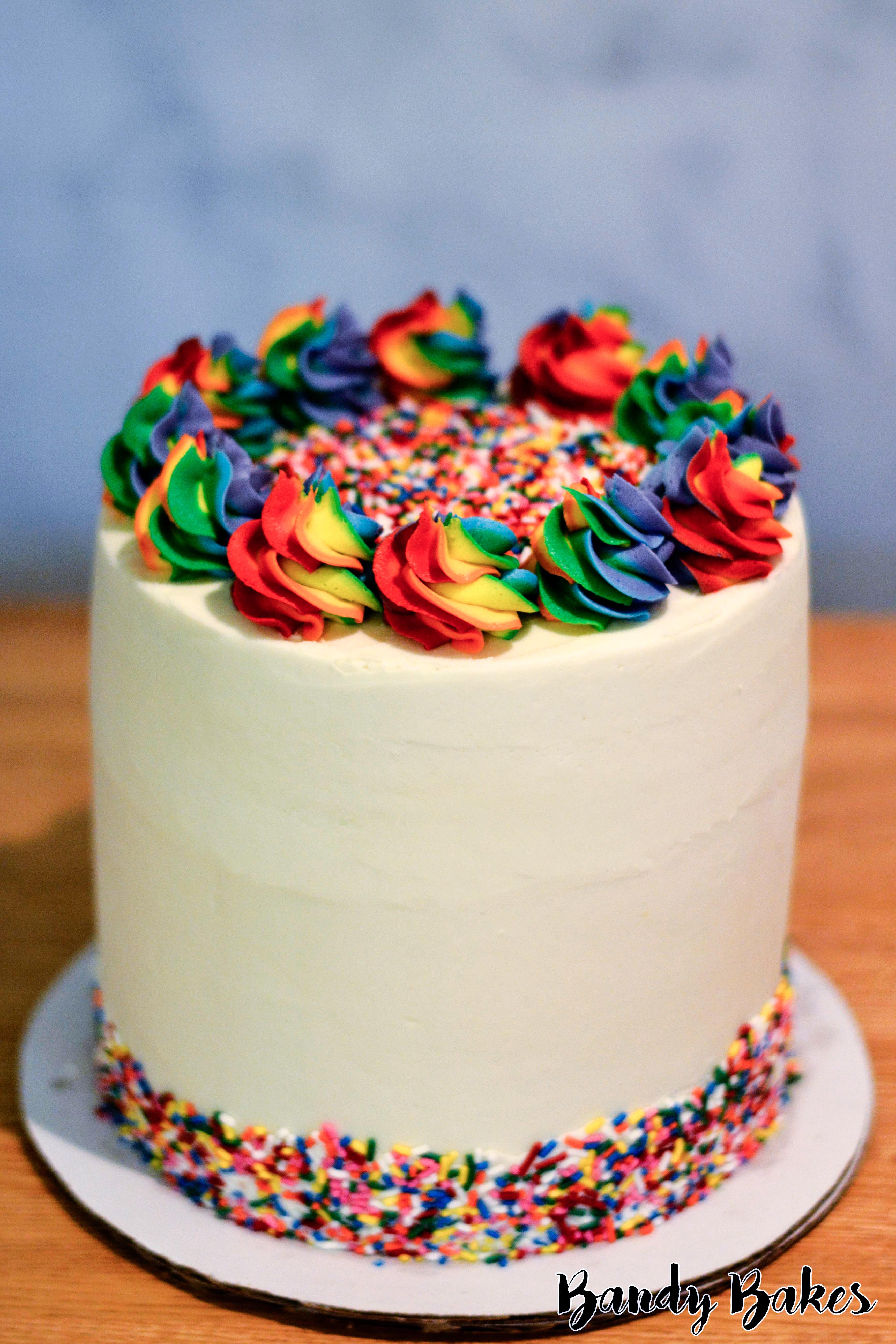 Rainbow Cake! Biggest cake I've made so far 🥳 r/Baking