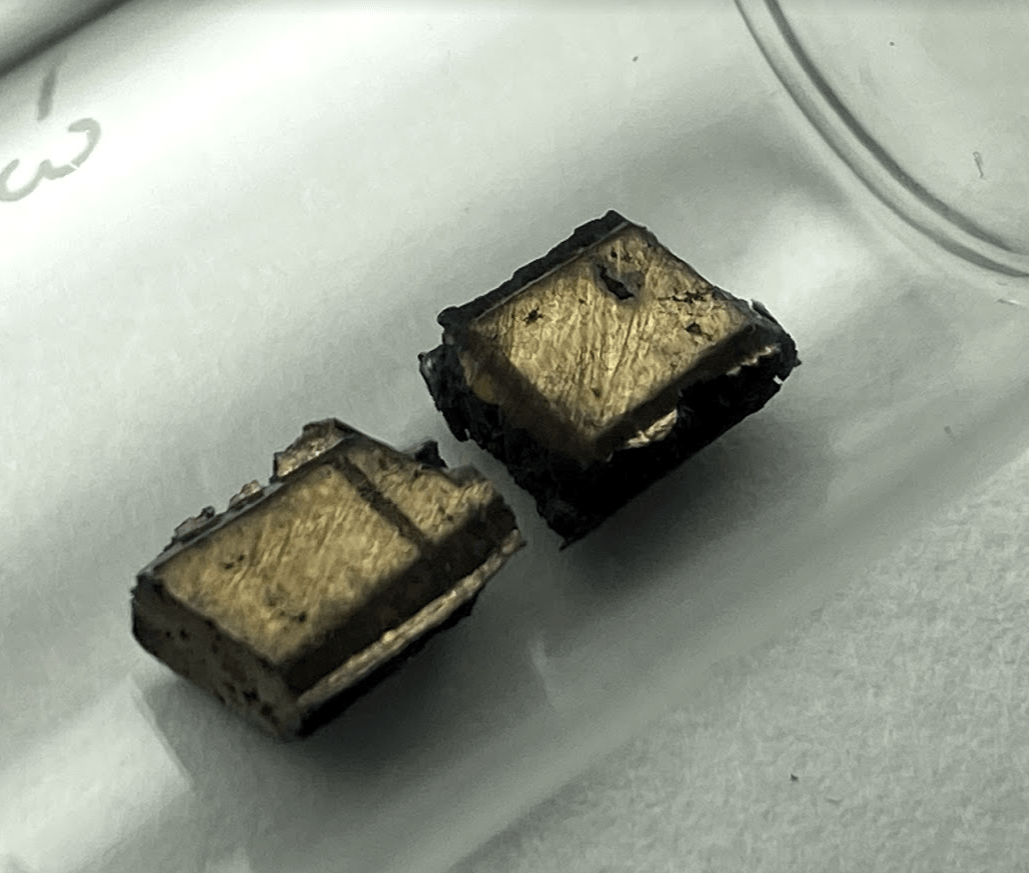 My Uranium 238 came in(3g), and I figured it would be the perfect time