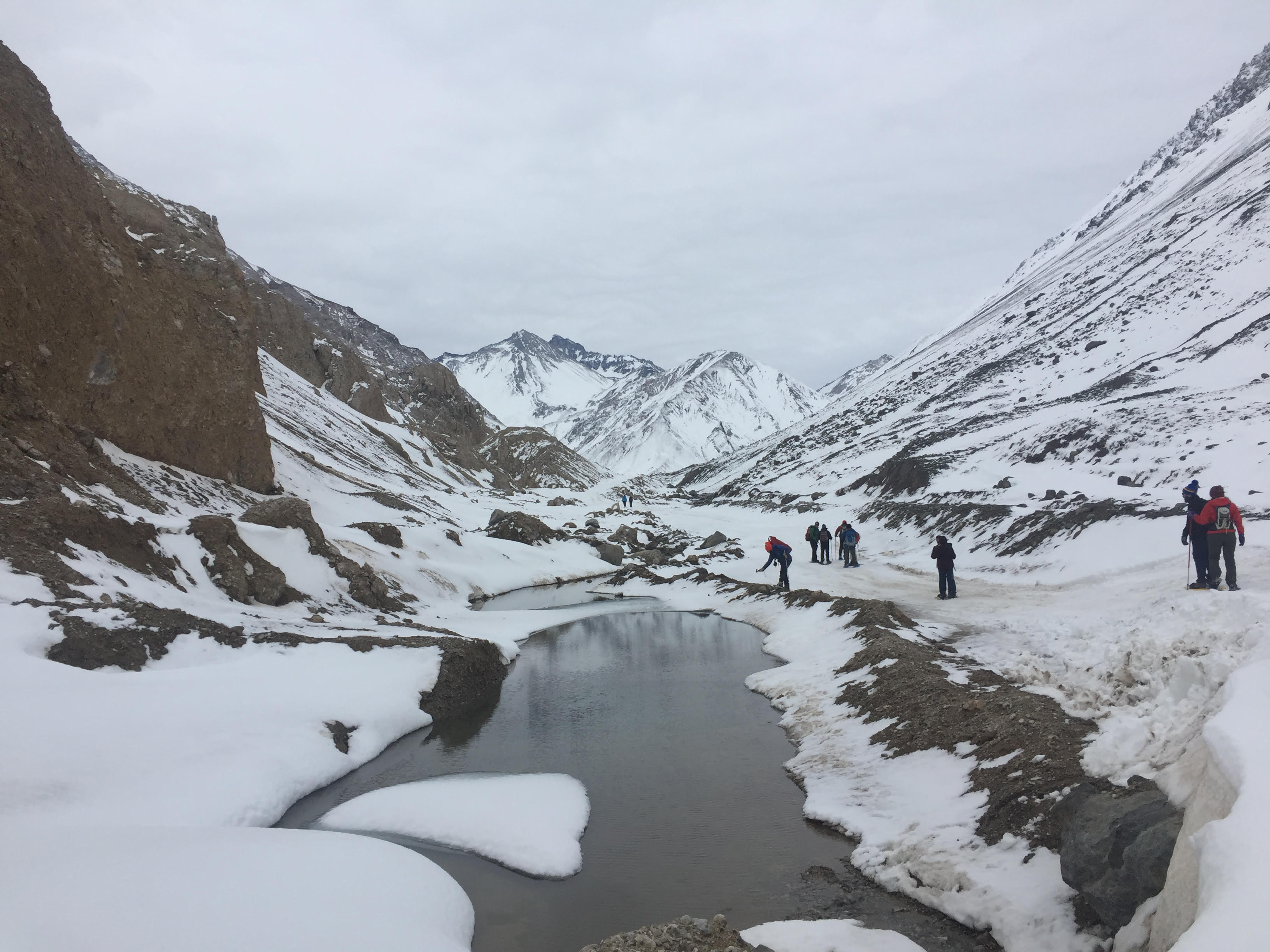 Snow walking in El Cajón del Maipo, Chile (3254x2448) photo by me r