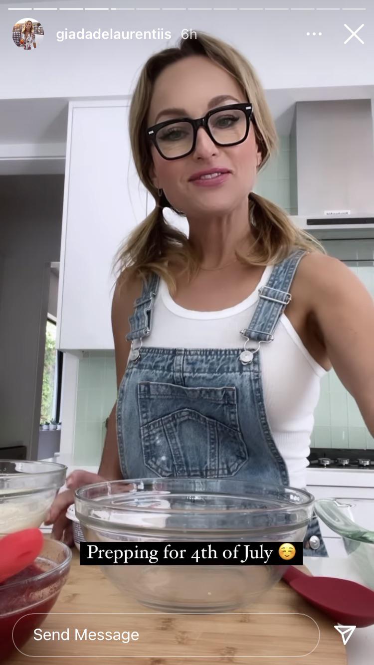 Overalls. r/giada