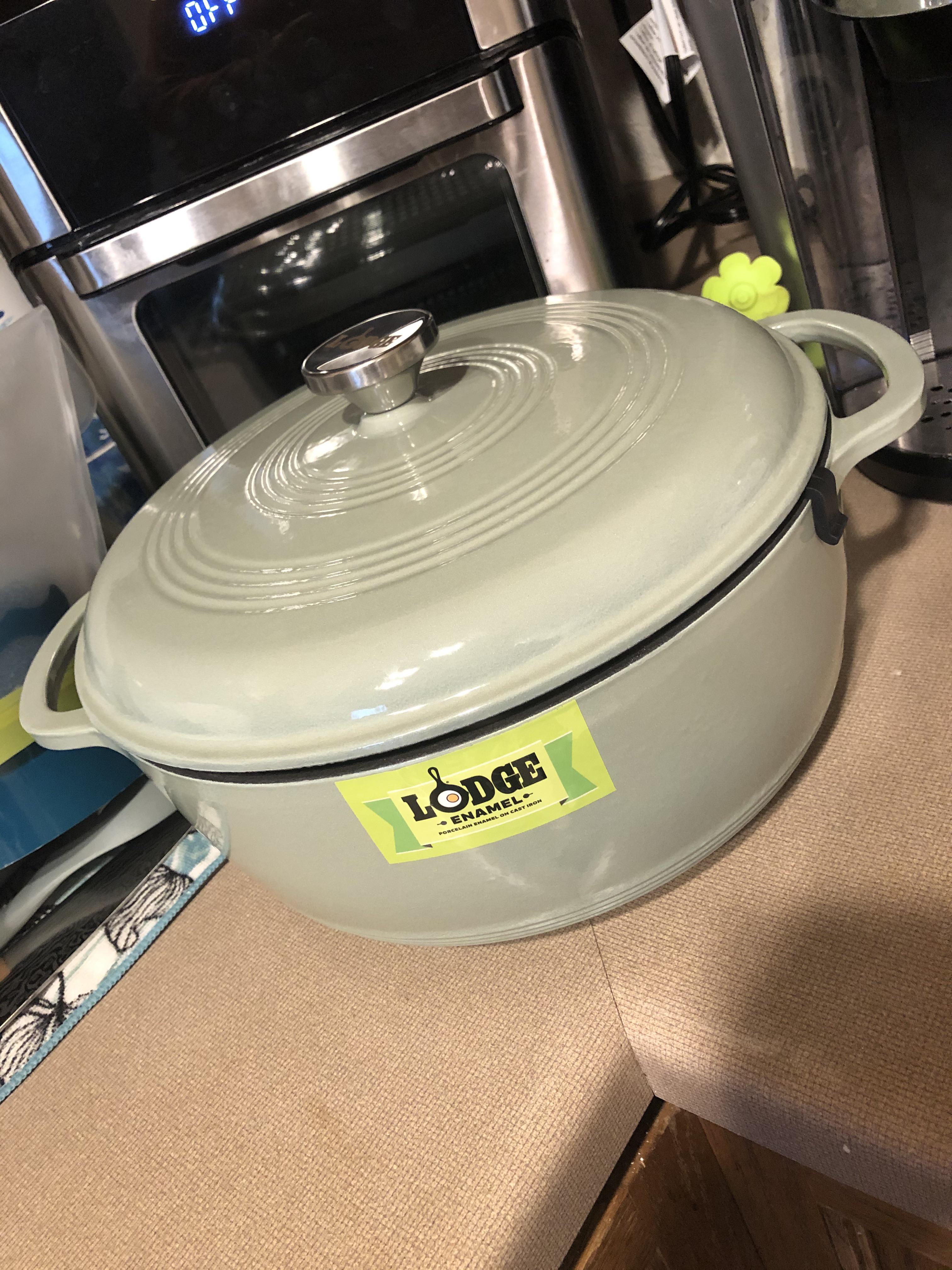 Newest addition! 7.5 quart Dutch oven! r/castiron