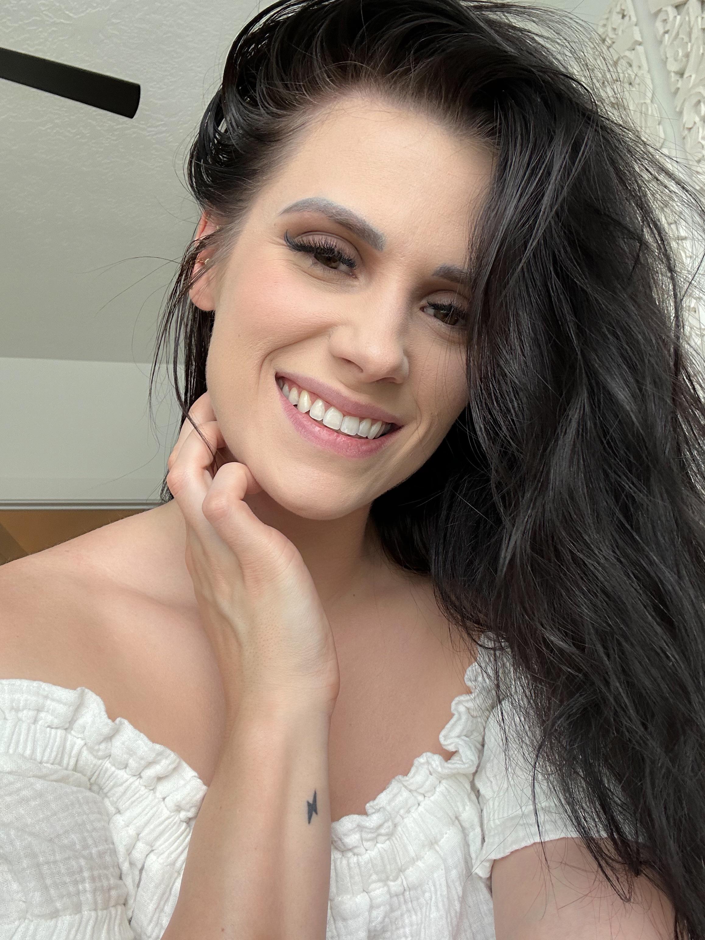 107 best u/marciereeves images on Pholder | Boner Material, Women