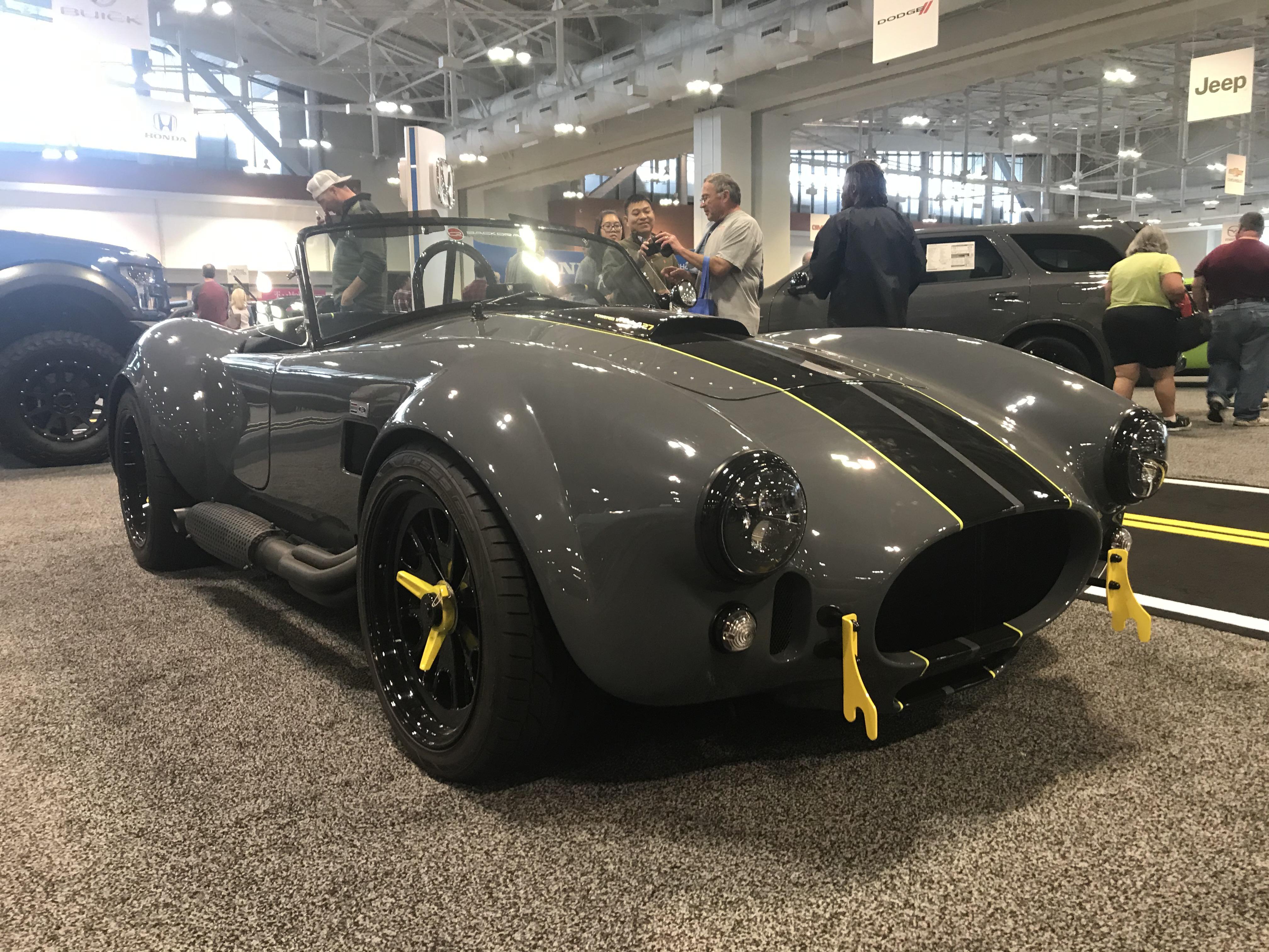 Beautiful Cobra at Nashville car show r/carporn