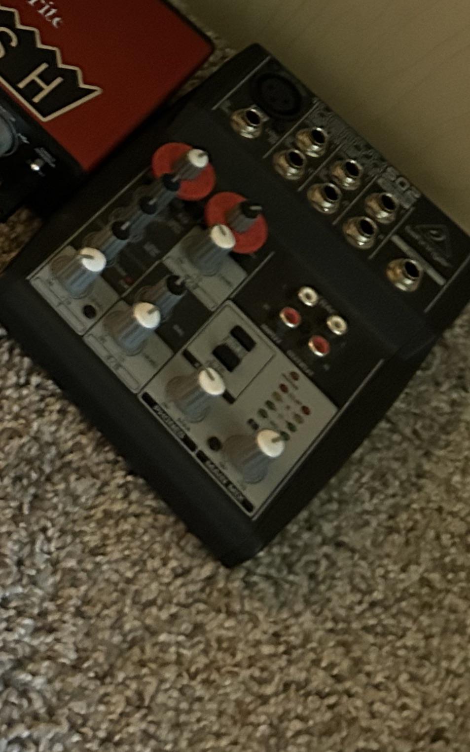 Xenyx 502…Where do I get a power supply? Or DIY options? r/Behringer