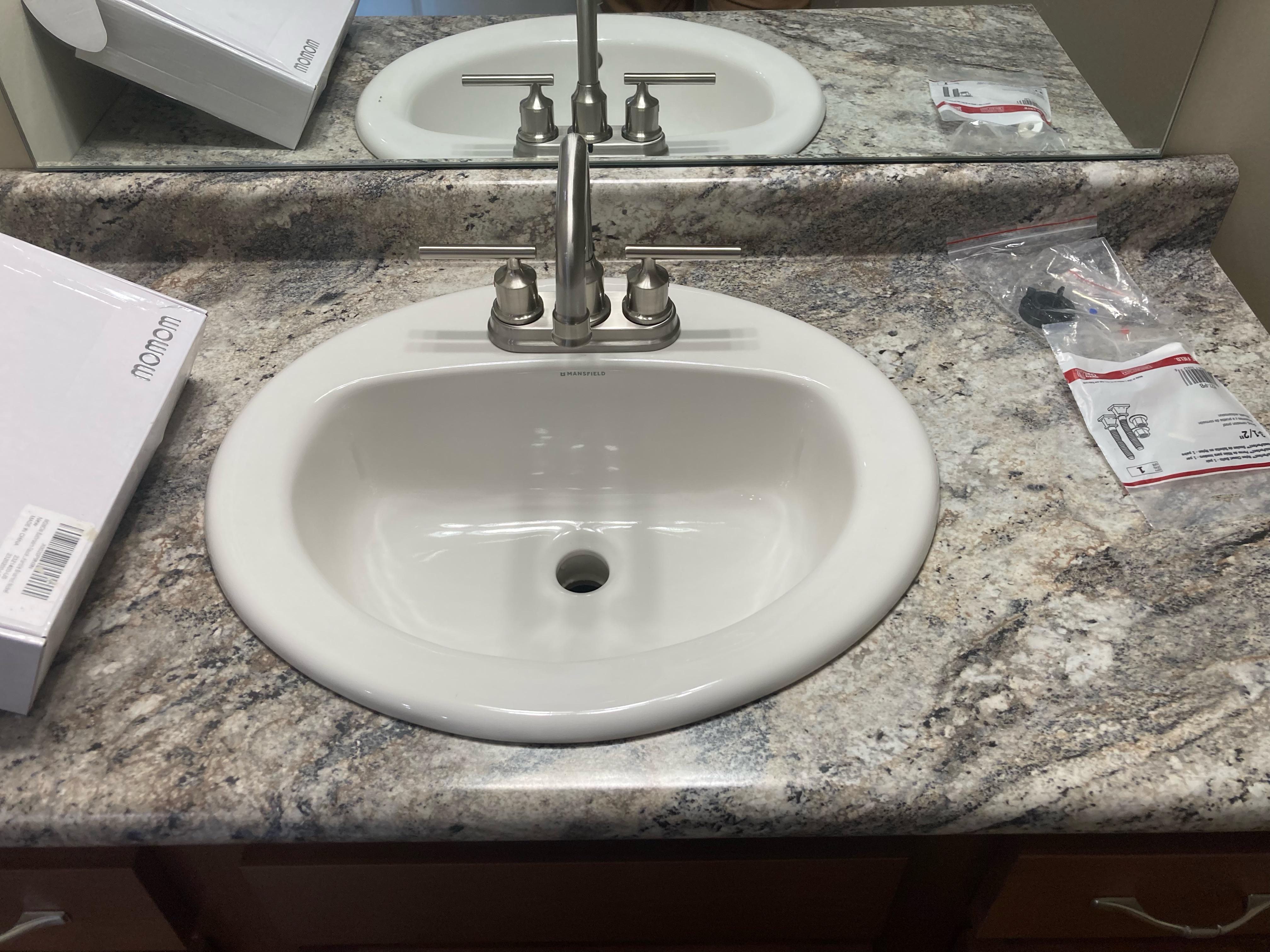 Clear or white caulk around these sinks? r/Plumbing