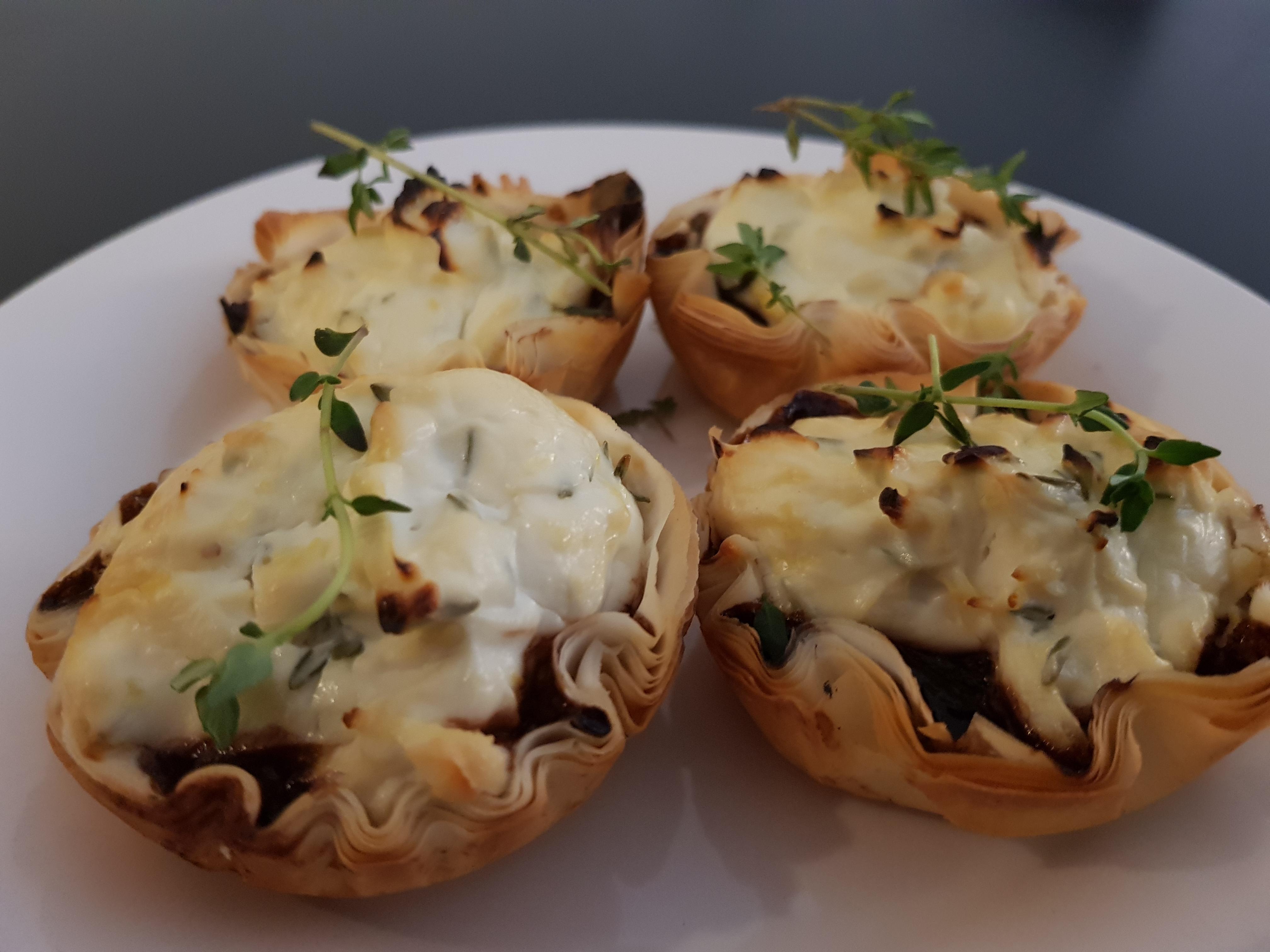 Goats Cheese and Balsamic Onion Filo Tarts [homemade] r/food