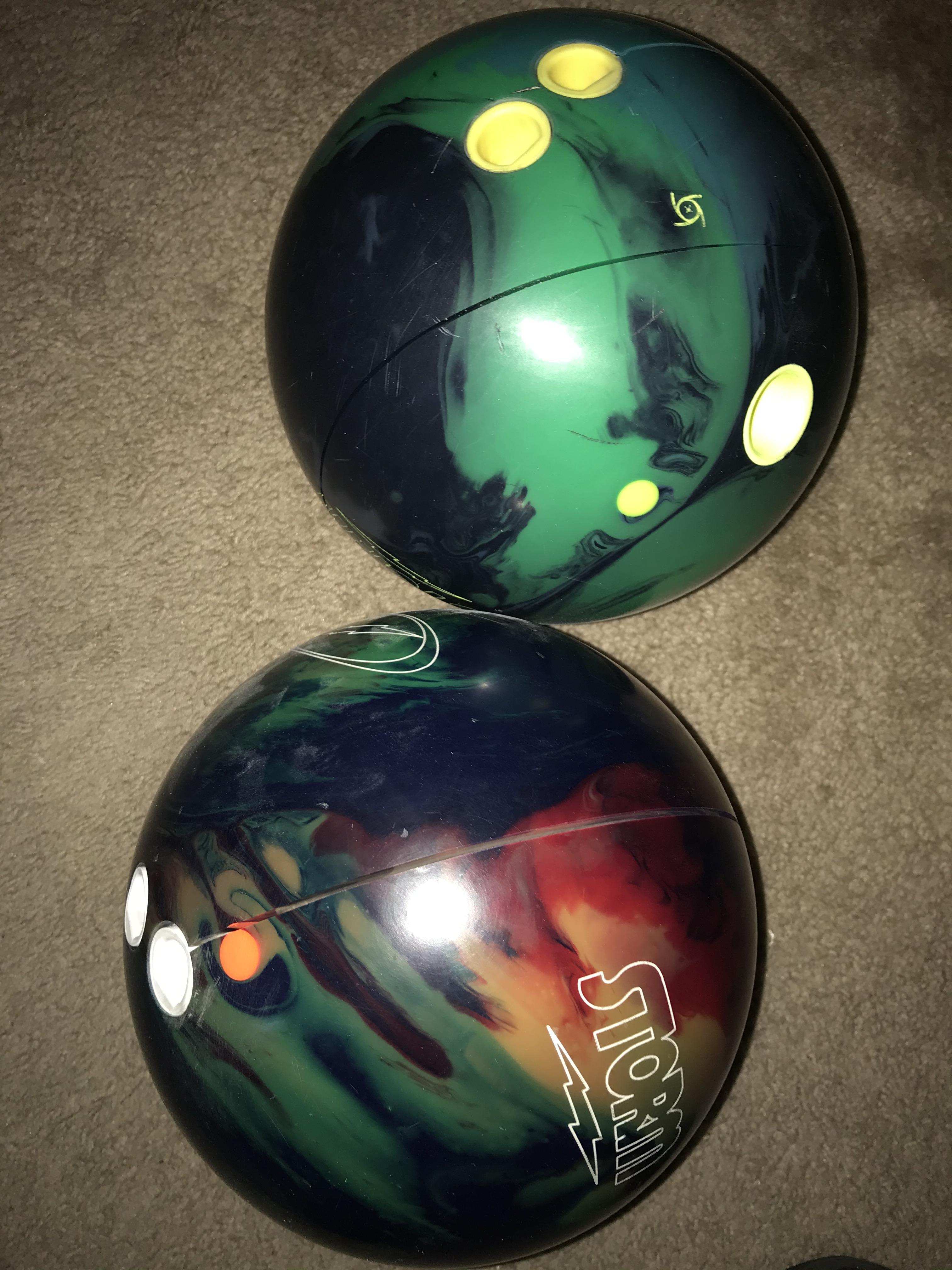 Why is this happening to my bowling balls? This is the six one? r/Bowling