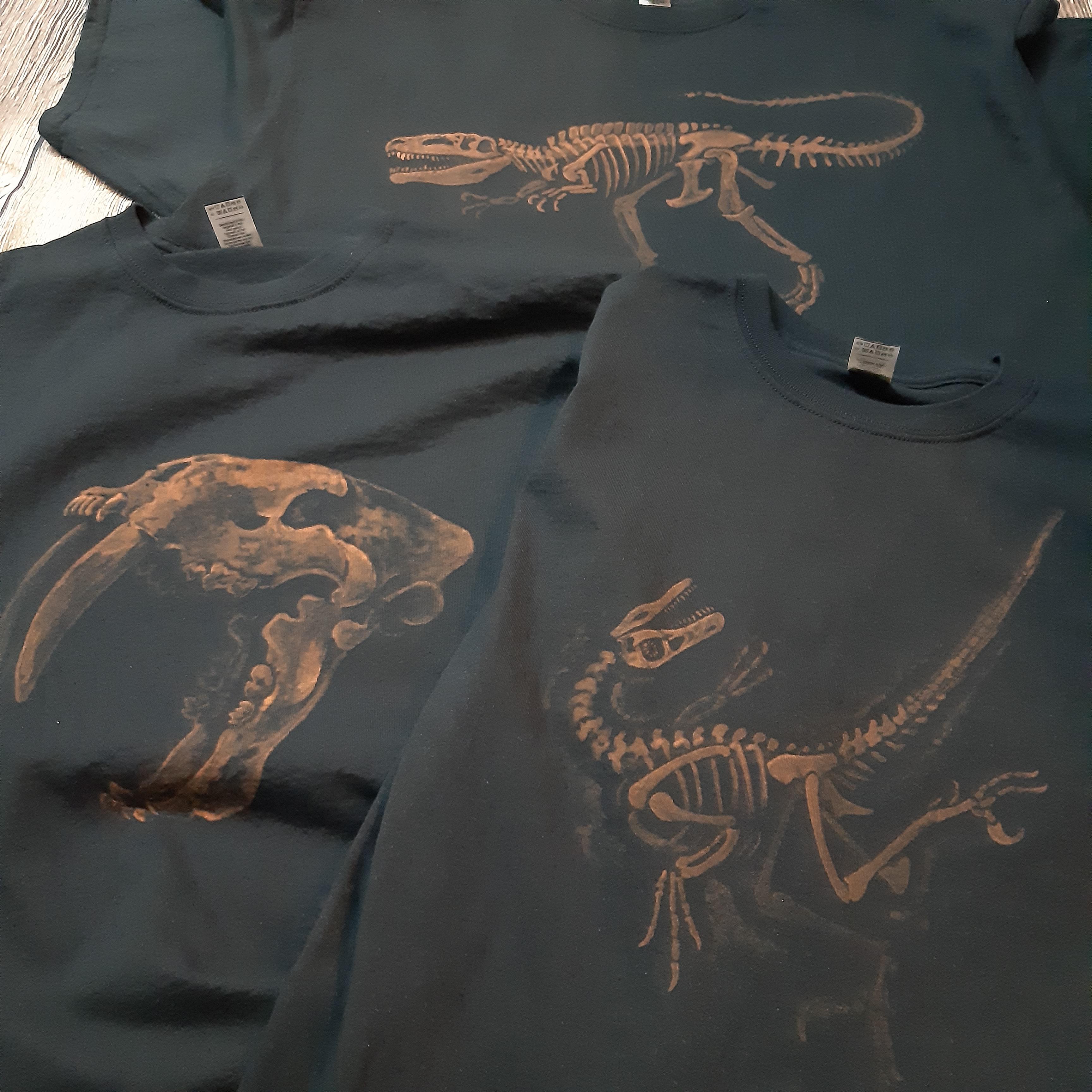 [FOR HIRE] Tshirts hand painted with bleach OPEN) r