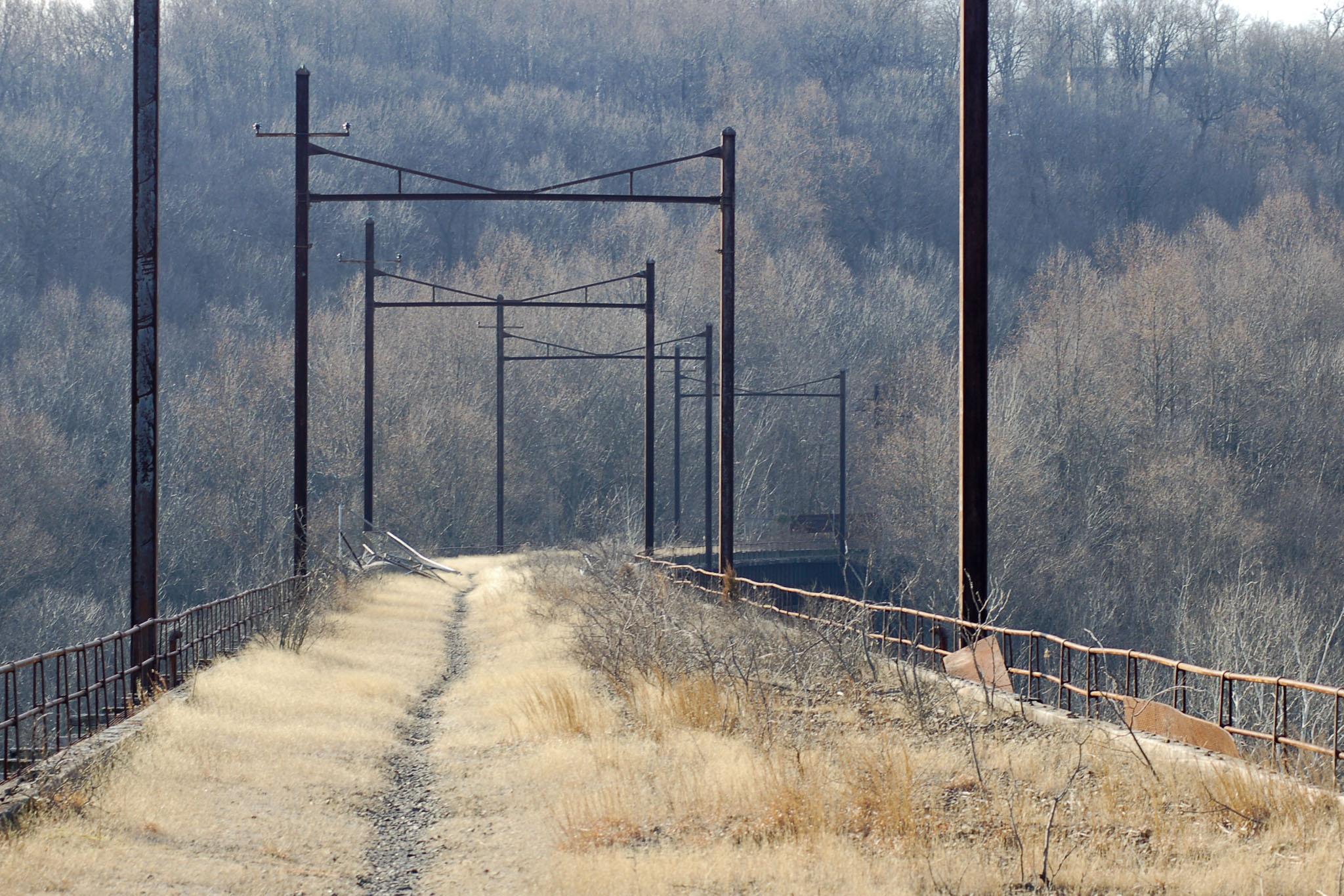 Abandoned railroad bridge in eastern Pennsylvania r/abandoned