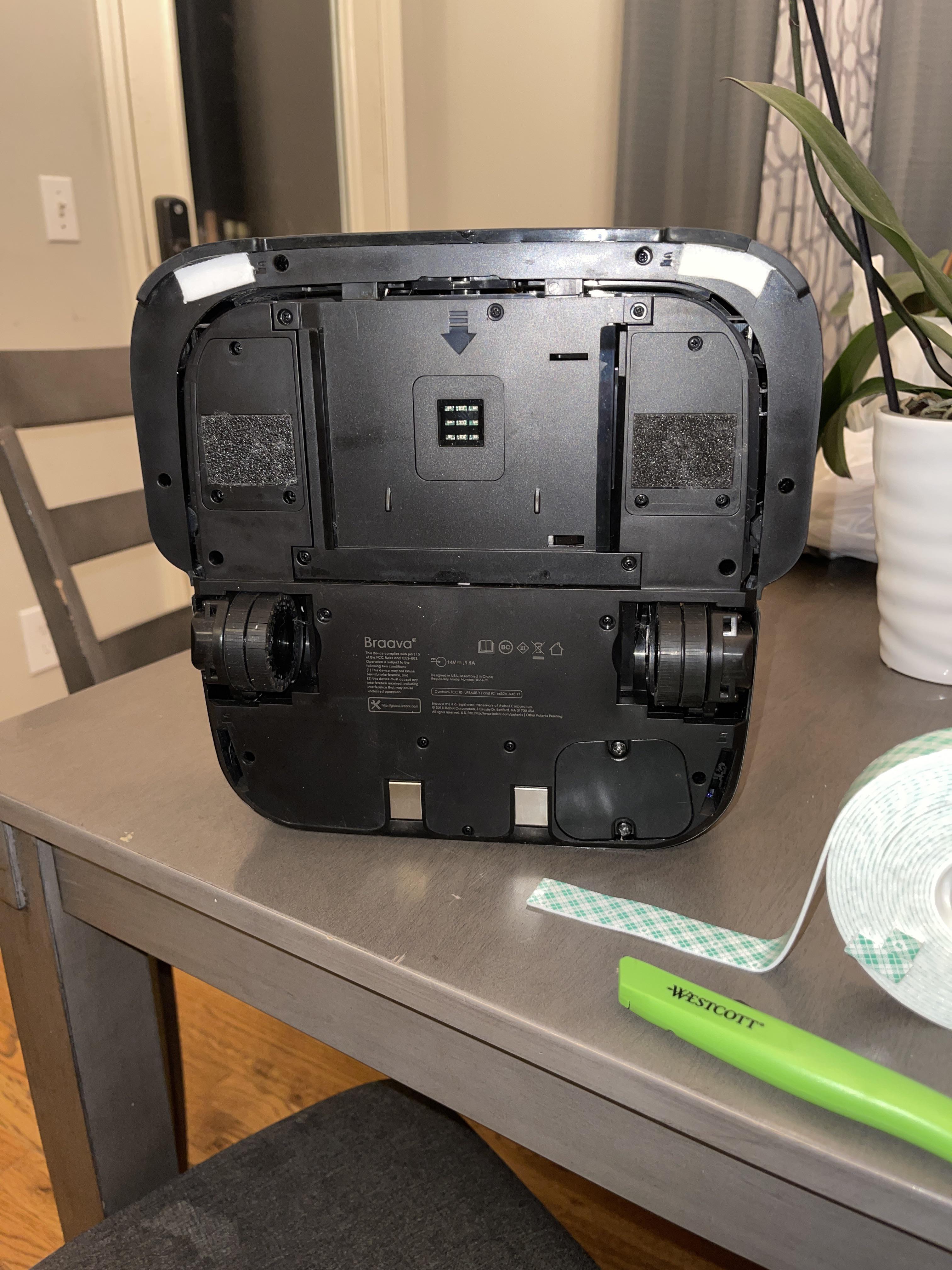 This is a picture of my hack I did on my Braava Jet m6. Previous post