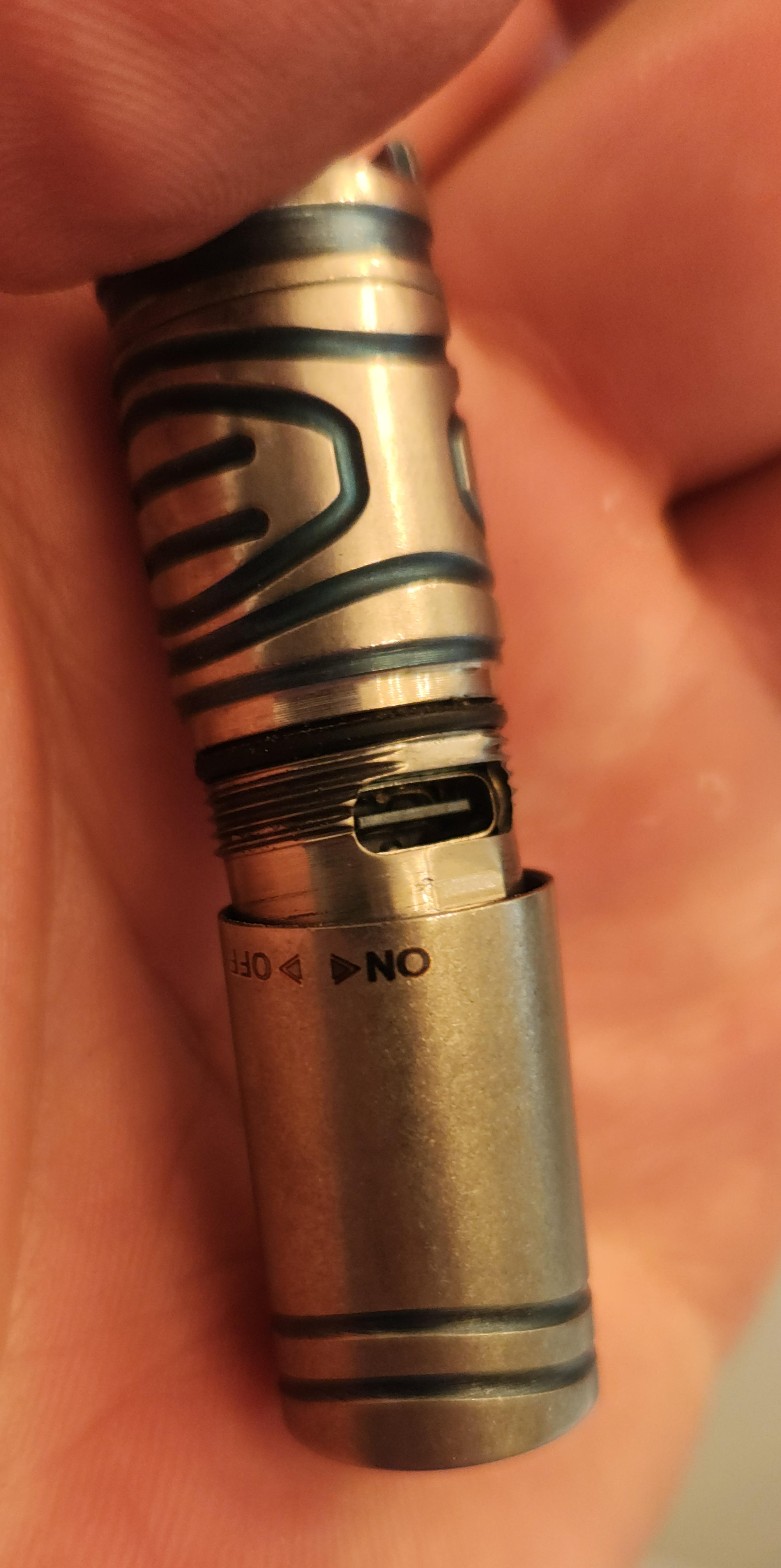 Thread grease? r/flashlight