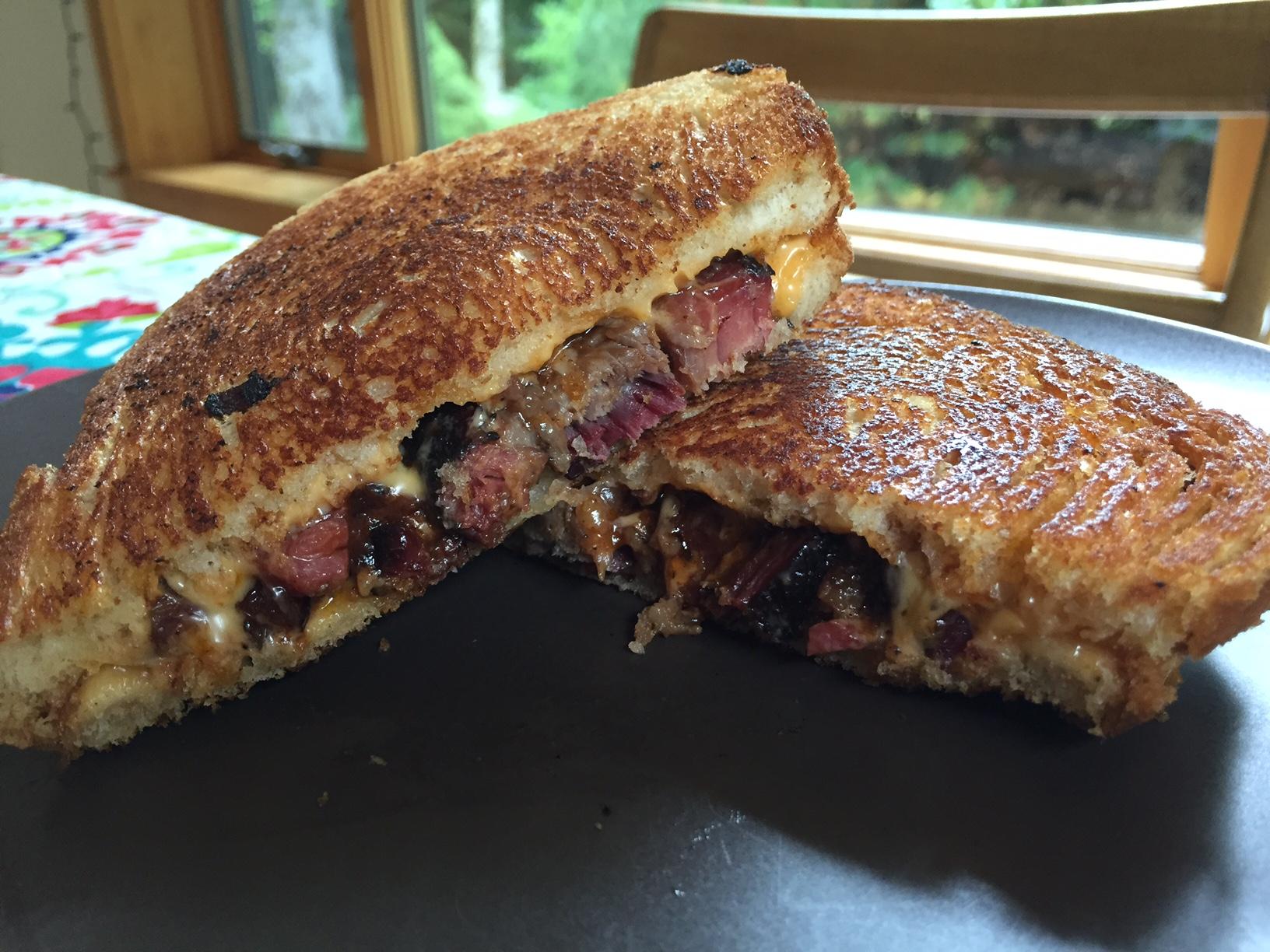Brisket melt made with the burnt ends. r/melts