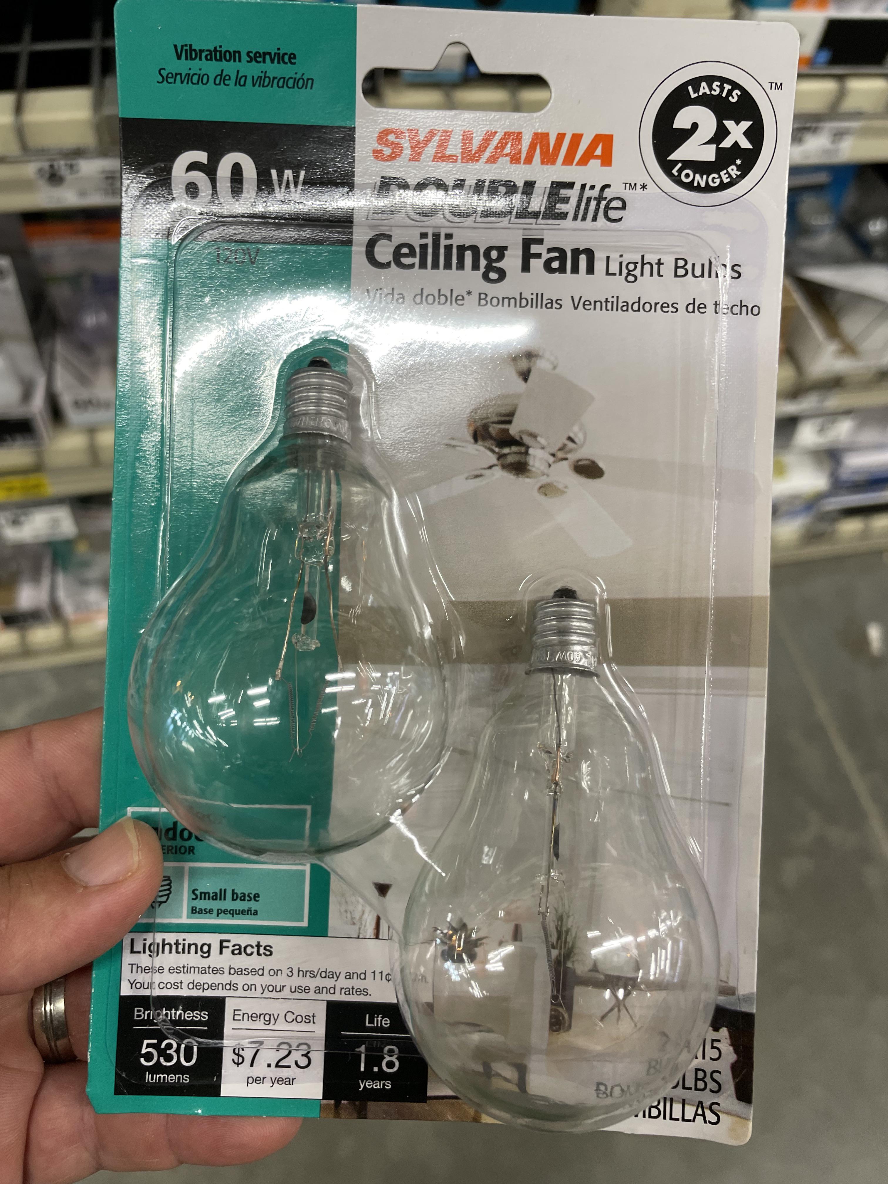 The picture of the ceiling fan doesn’t have lights. r/CrappyDesign