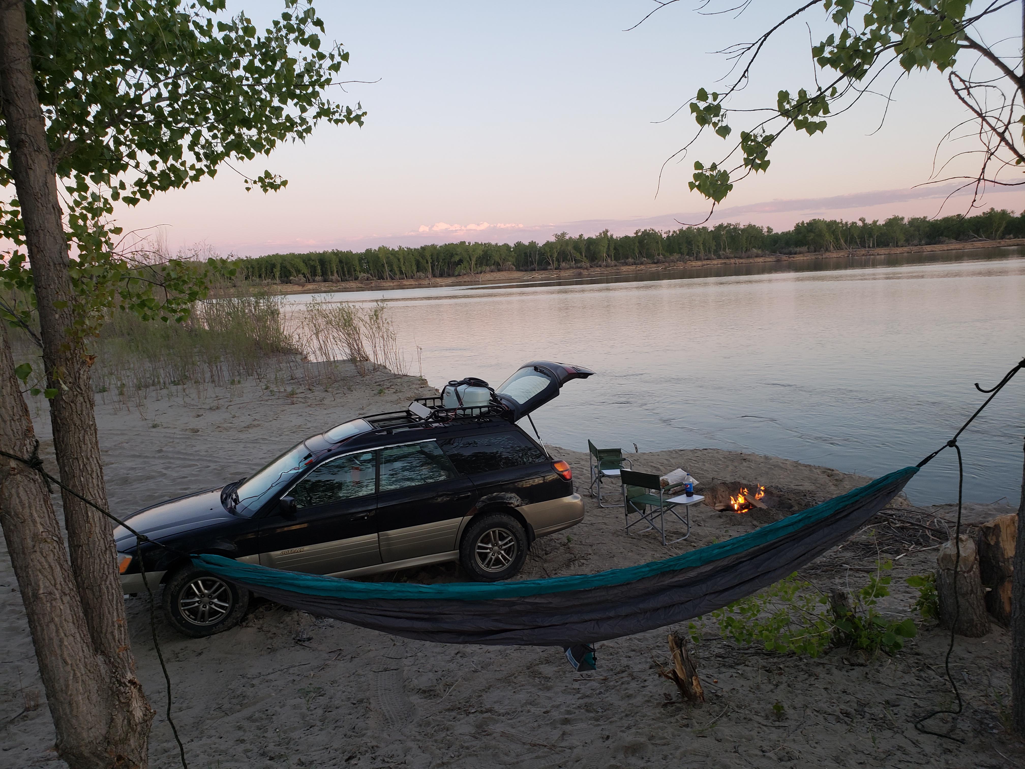 Camping on the banks of the upper Missouri r/camping