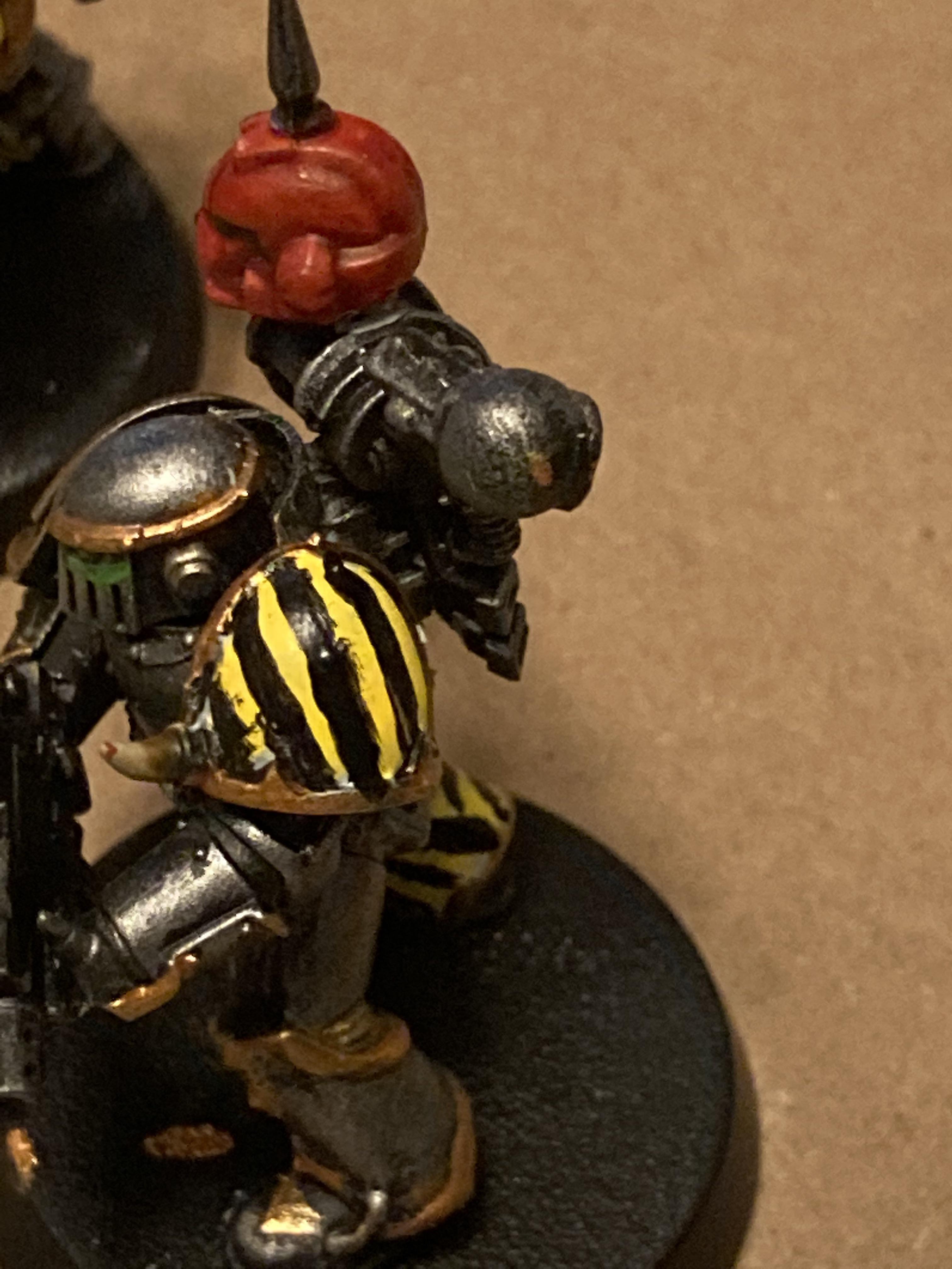 Need a good Hazard Stripe technique. r/IronWarriors
