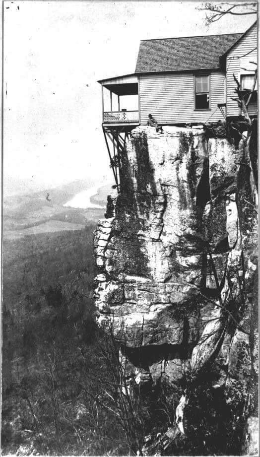 This house on Lookout Mountain, TN 1899 r/Chattanooga