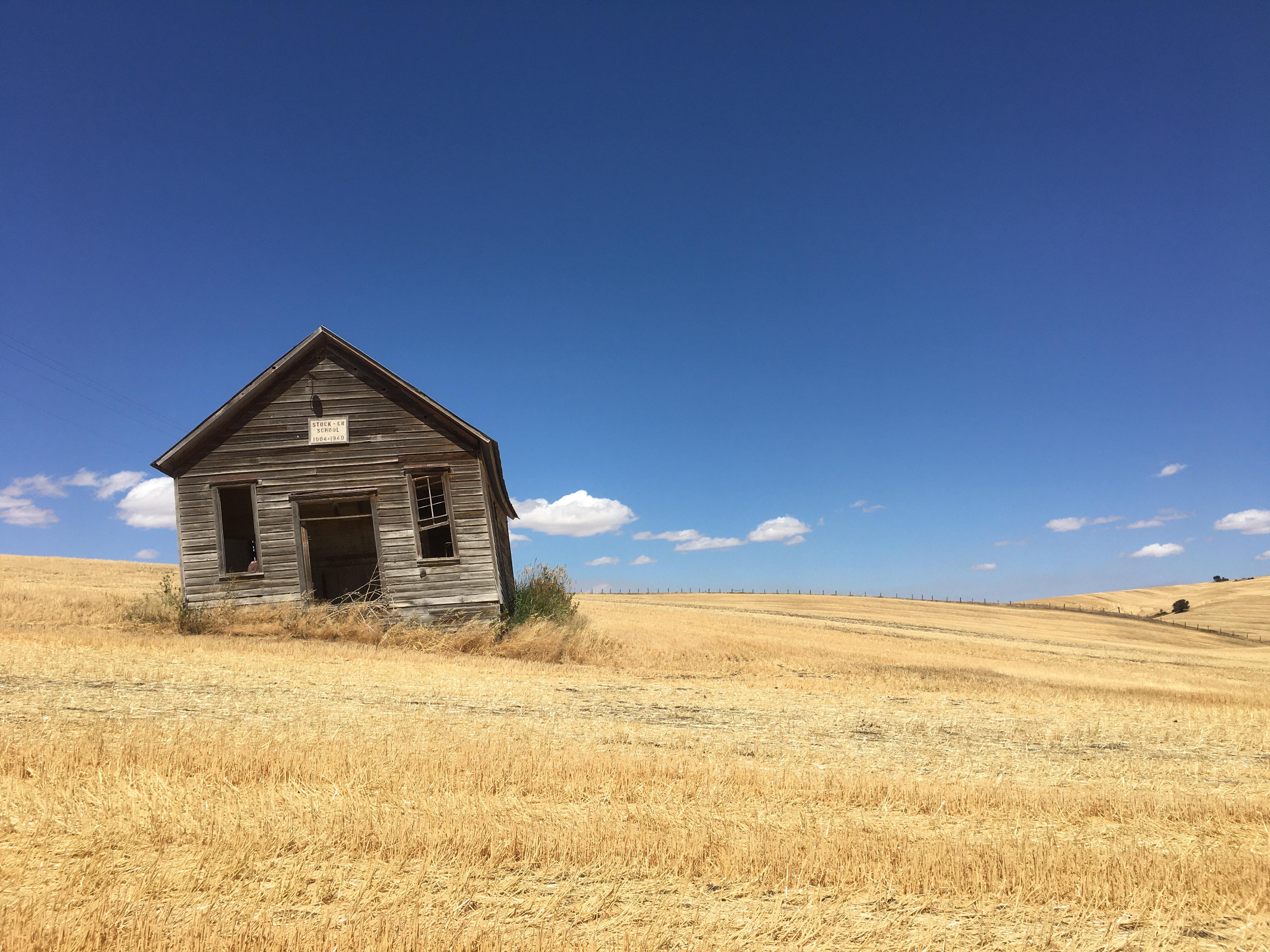 Stock Creek School near Cottonwood, Idaho. r/zoombackgrounds
