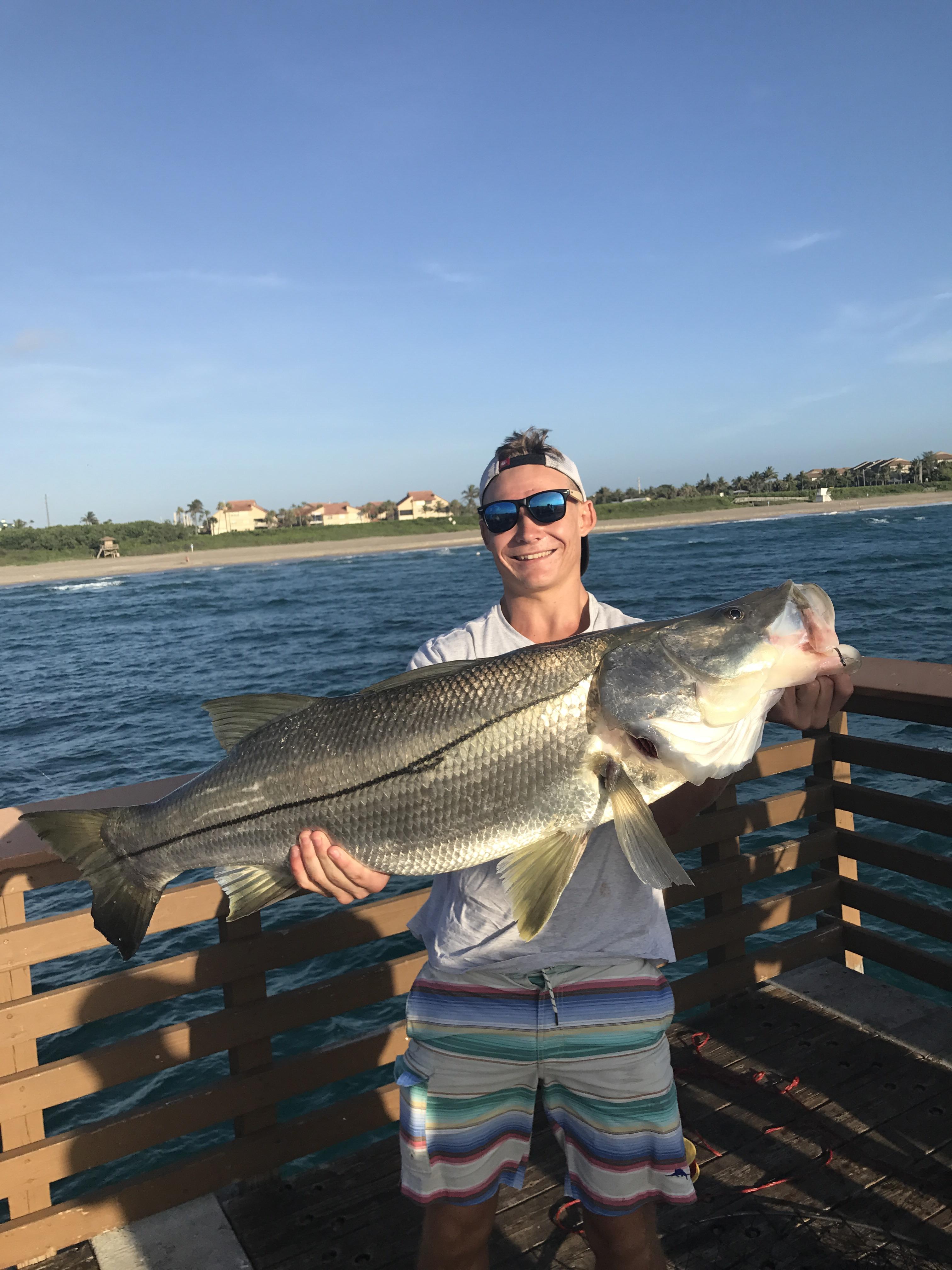 30+lb snook I caught today new personal best r/Fishing