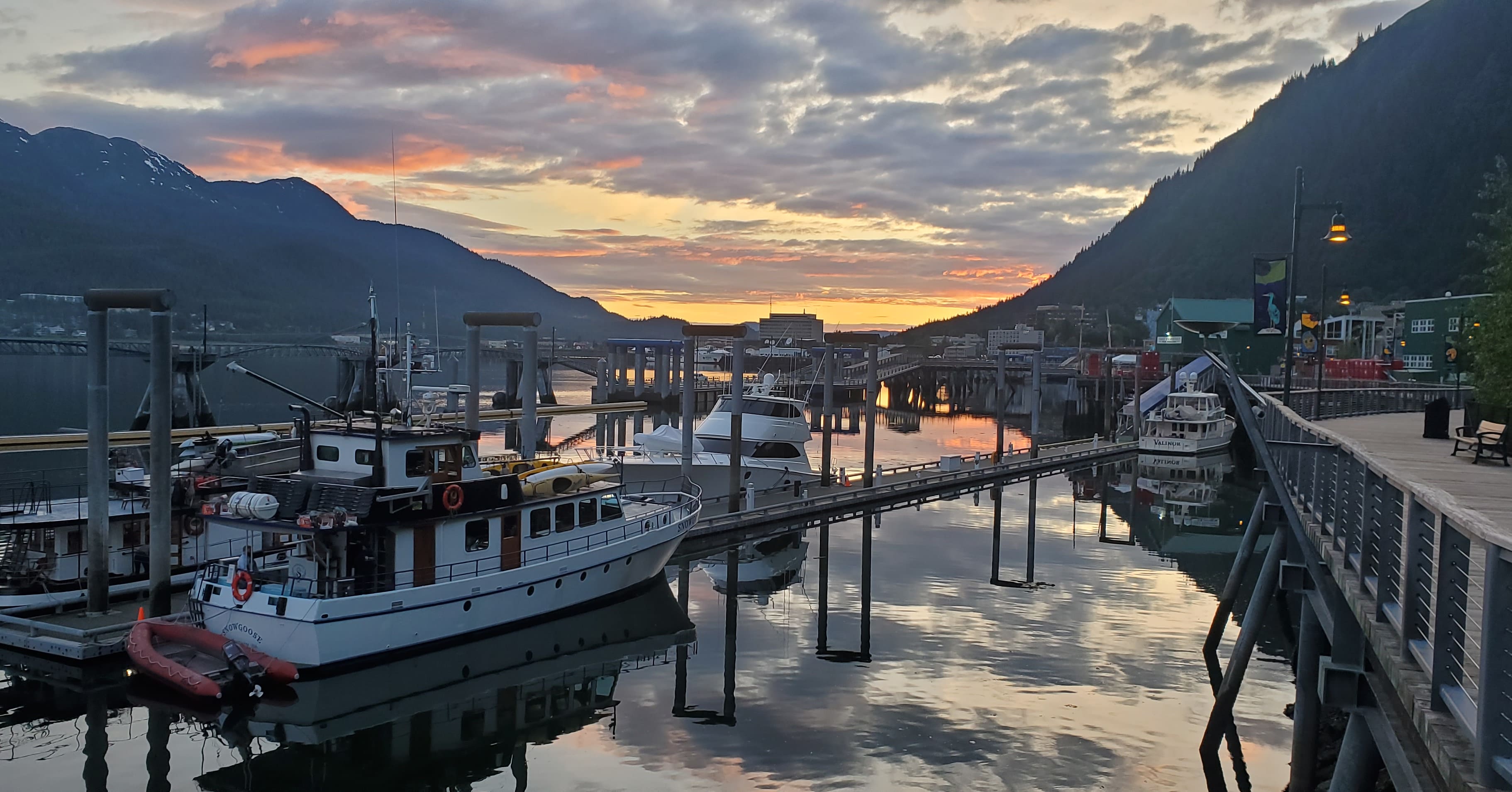 Sunset in Juneau Alaska r/pics